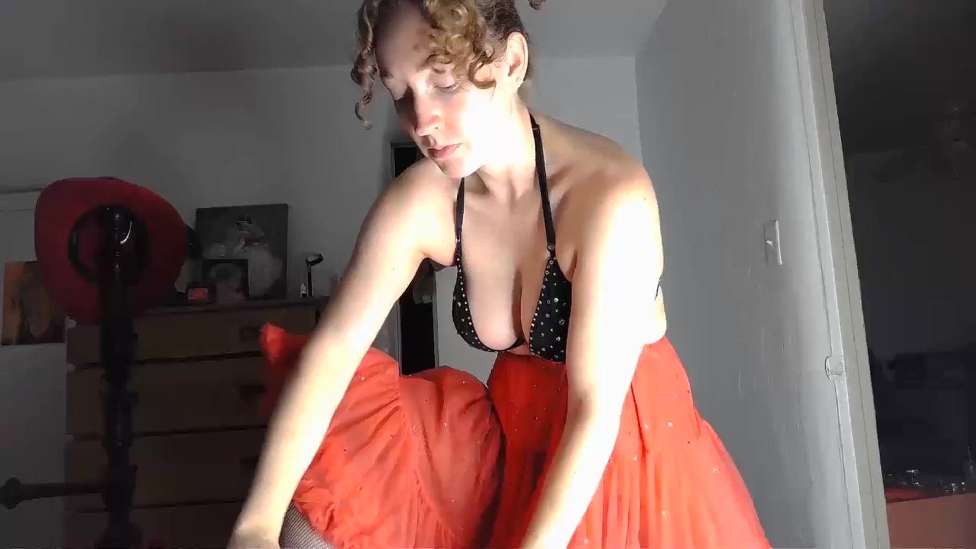 Gallery image thumbnail from TrollopTaylor's myfreecams stream on, 09/01/2024, 20:50 image 6 of 20