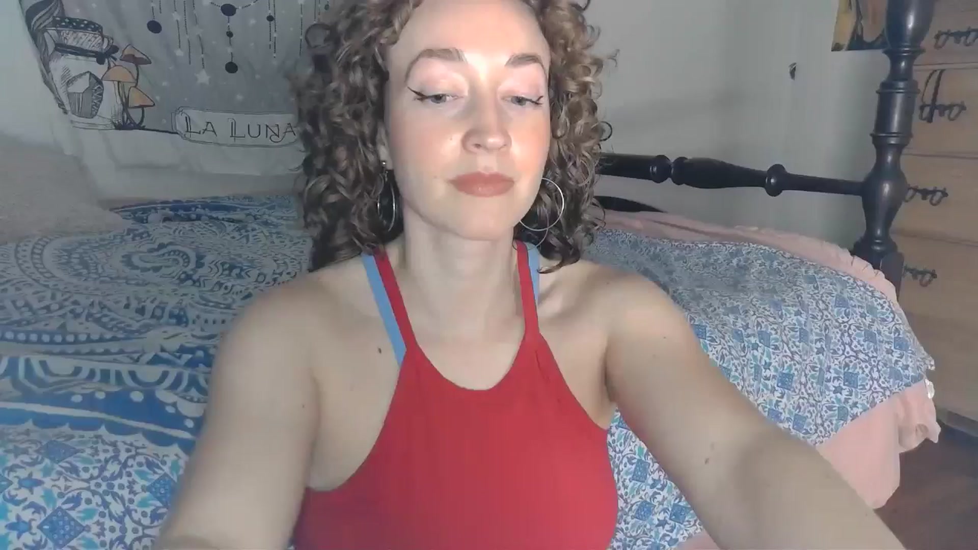 Gallery image thumbnail from TrollopTaylor's myfreecams stream on, 09/04/2024, 02:22 image 4 of 20