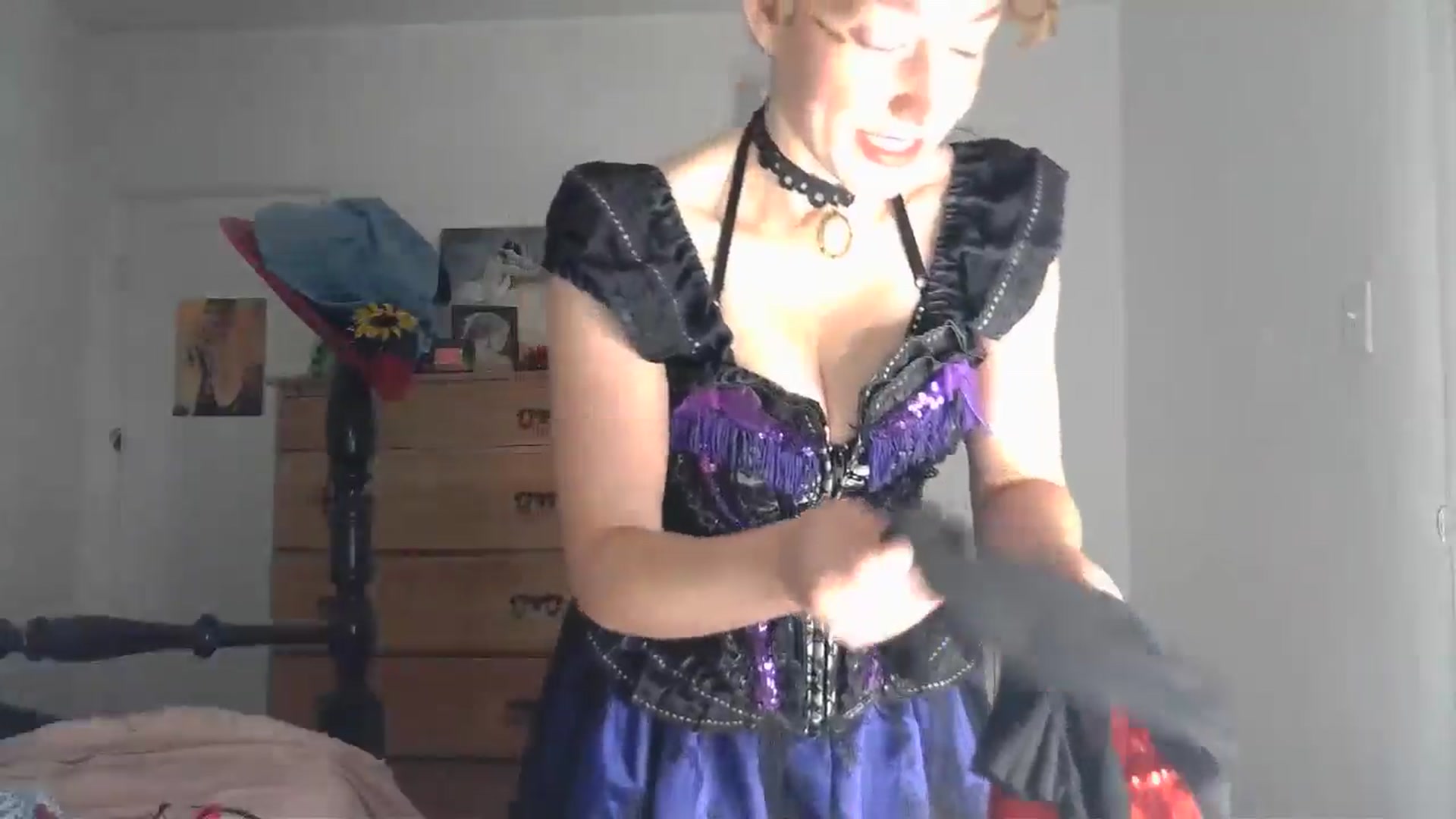 Gallery image thumbnail from TrollopTaylor's myfreecams stream on, 09/05/2024, 20:34 image 5 of 20