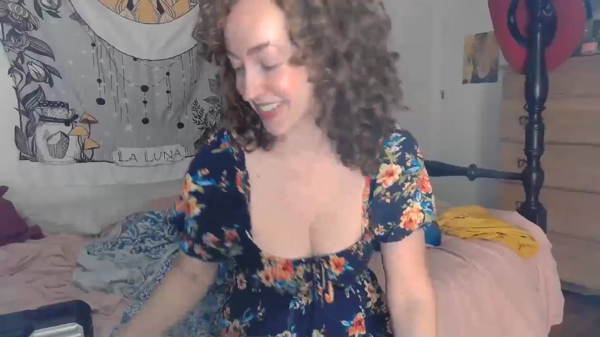 Gallery image thumbnail from TrollopTaylor's myfreecams stream on, 09/07/2024, 18:59 image 3 of 20