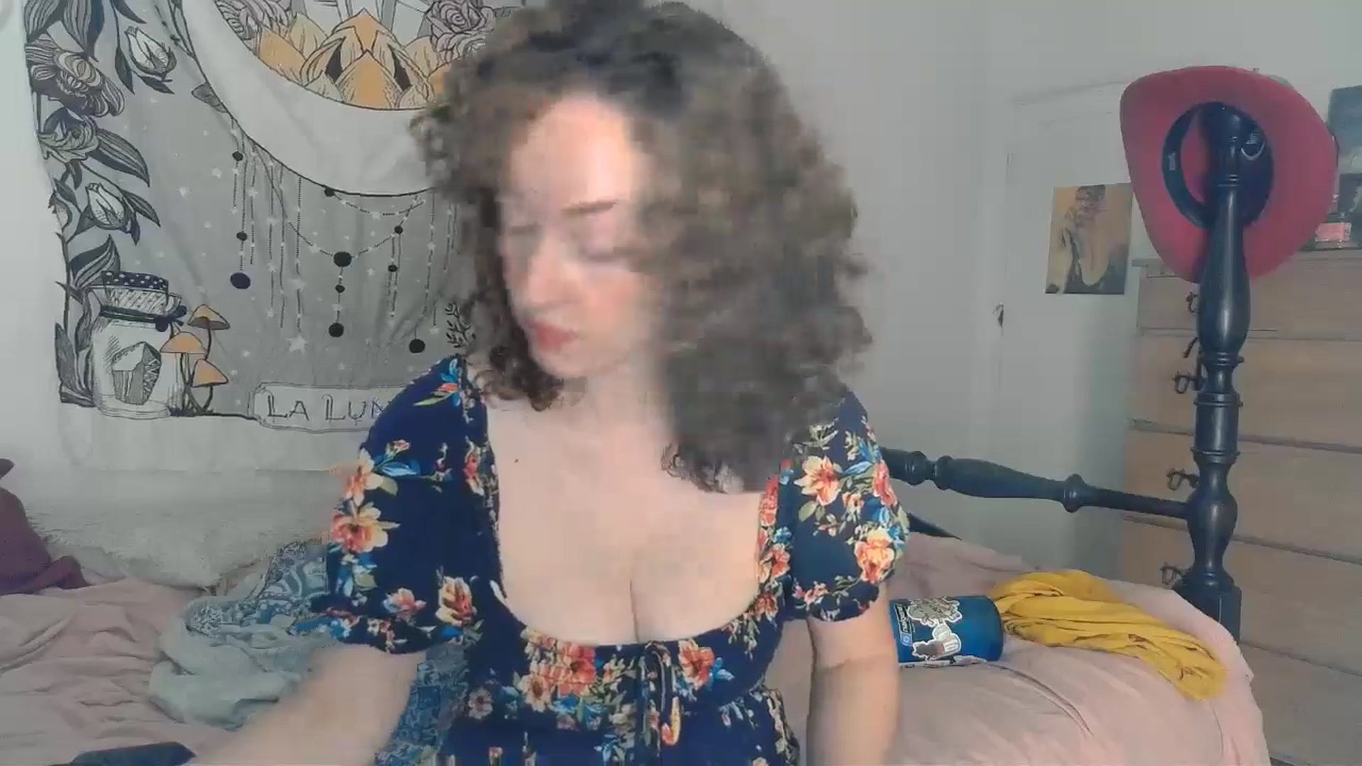 Gallery image thumbnail from TrollopTaylor's myfreecams stream on, 09/07/2024, 18:59 image 6 of 20