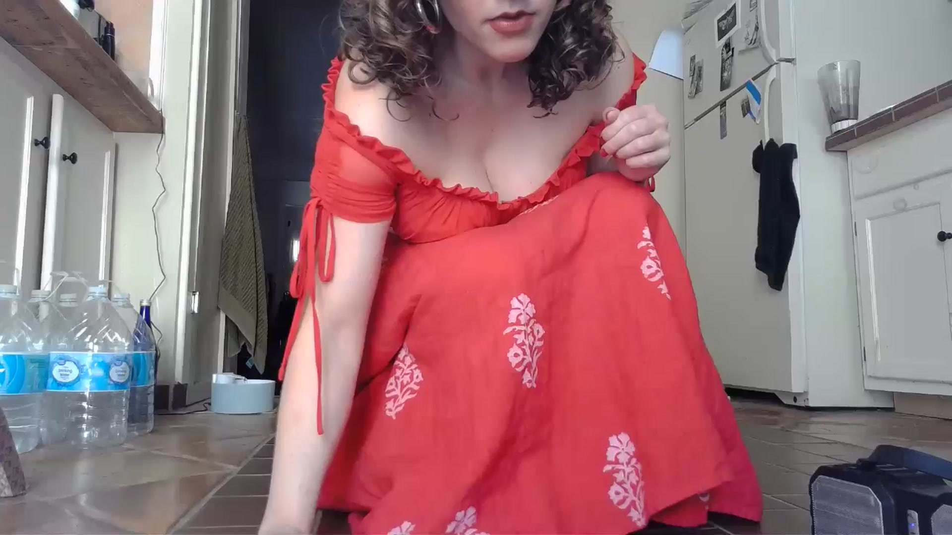 Gallery image thumbnail from TrollopTaylor's myfreecams stream on, 09/08/2024, 18:30 image 17 of 20