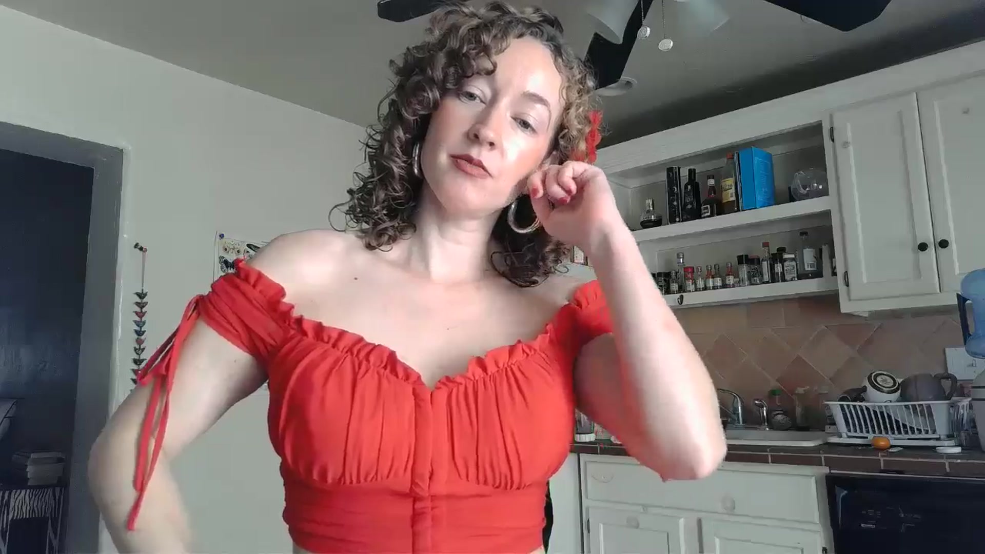 Gallery image thumbnail from TrollopTaylor's myfreecams stream on, 09/08/2024, 18:30 image 9 of 20