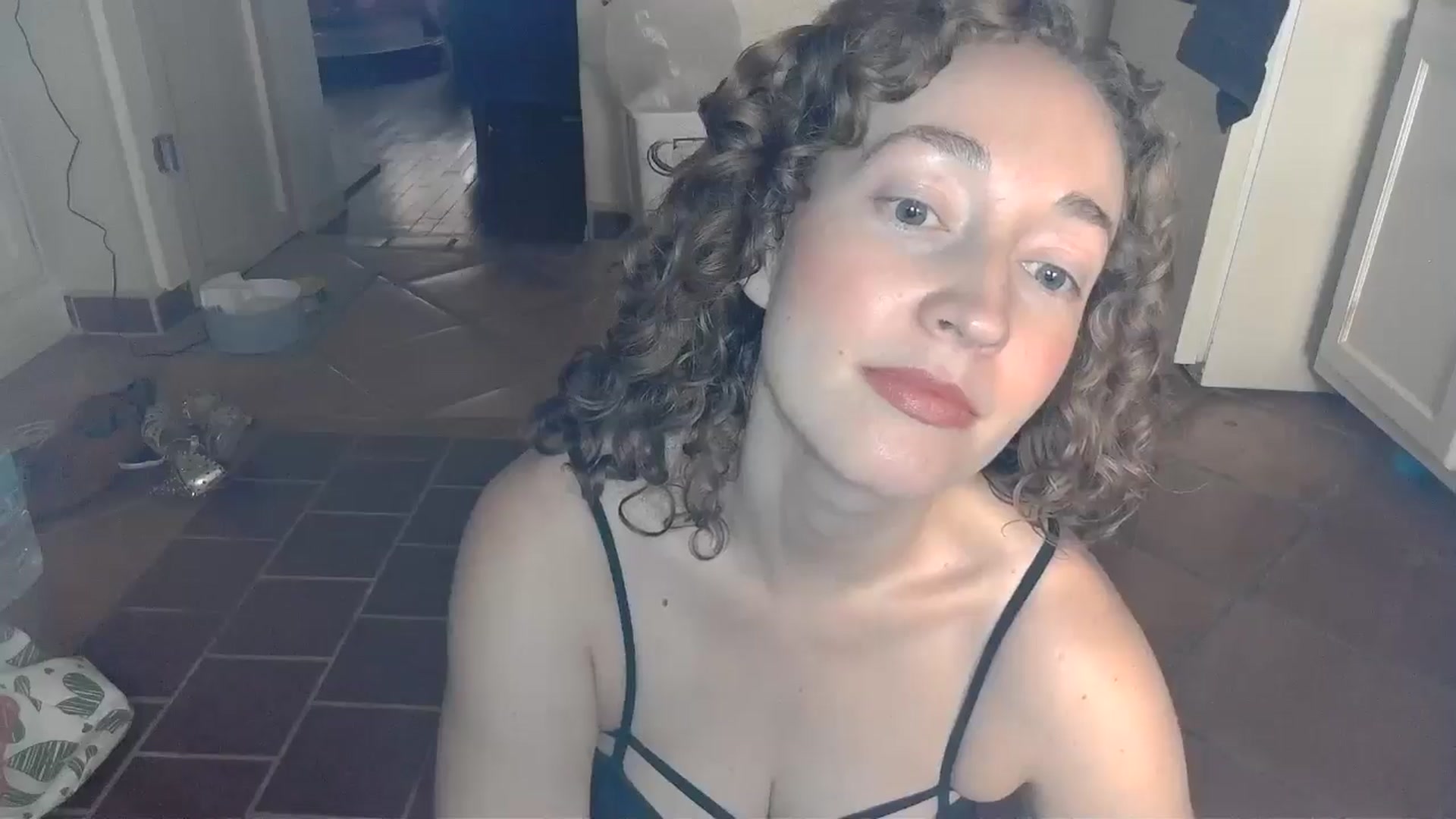 Gallery image thumbnail from TrollopTaylor's myfreecams stream on, 09/27/2024, 18:49 image 12 of 20