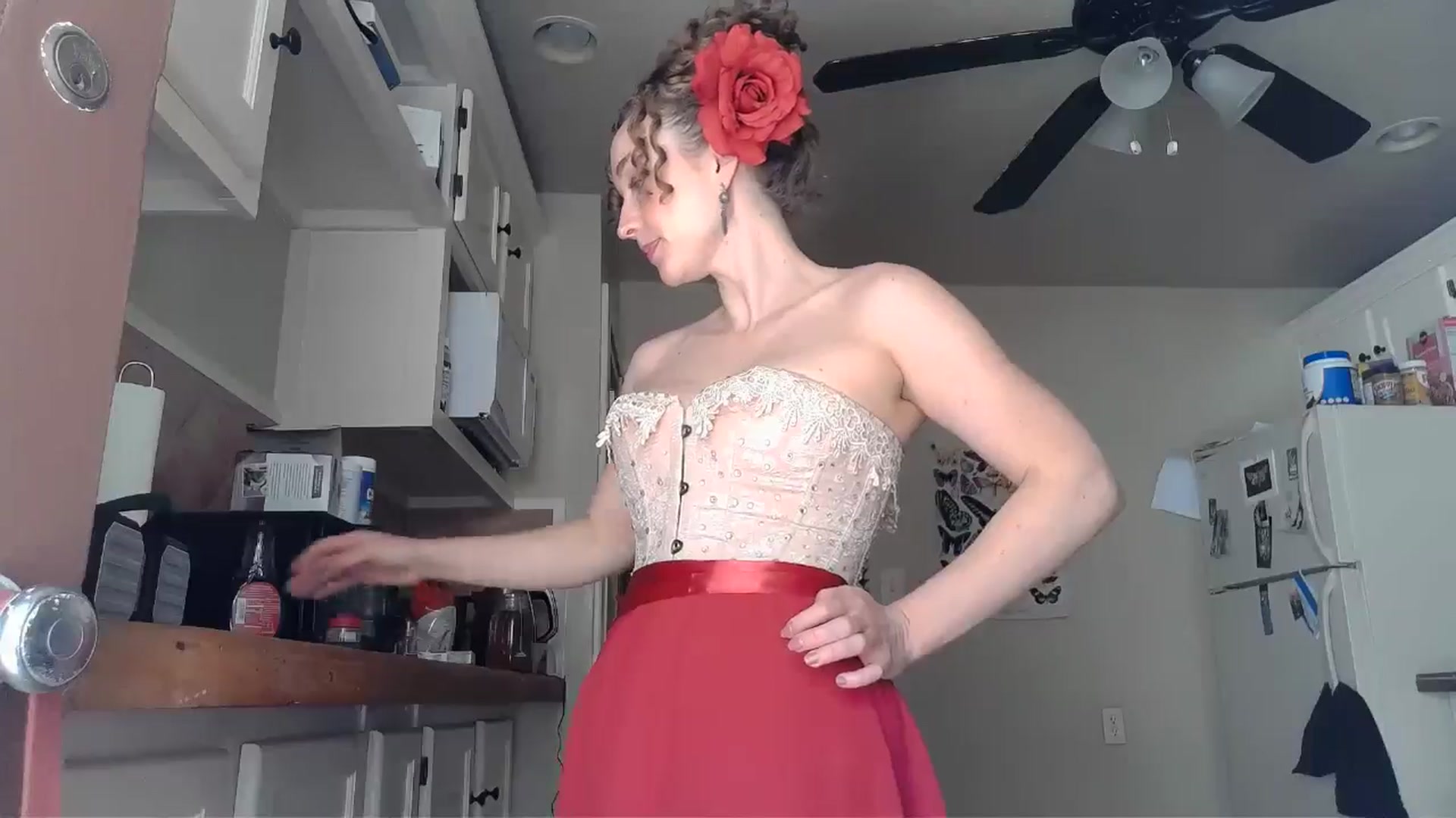 Gallery image thumbnail from TrollopTaylor's myfreecams stream on, 09/29/2024, 21:17 image 4 of 20