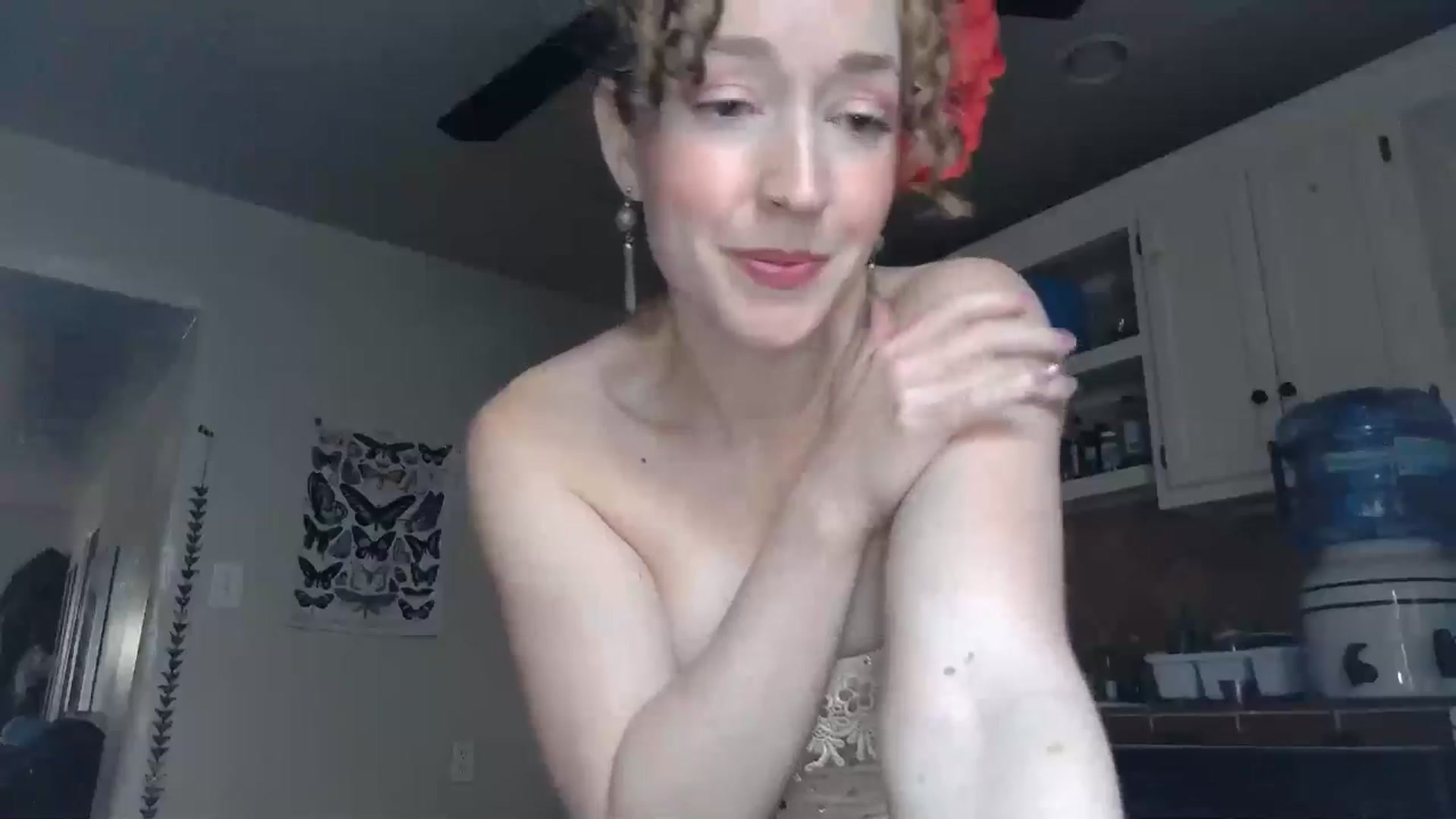 Gallery image thumbnail from TrollopTaylor's myfreecams stream on, 09/29/2024, 22:40 image 14 of 20