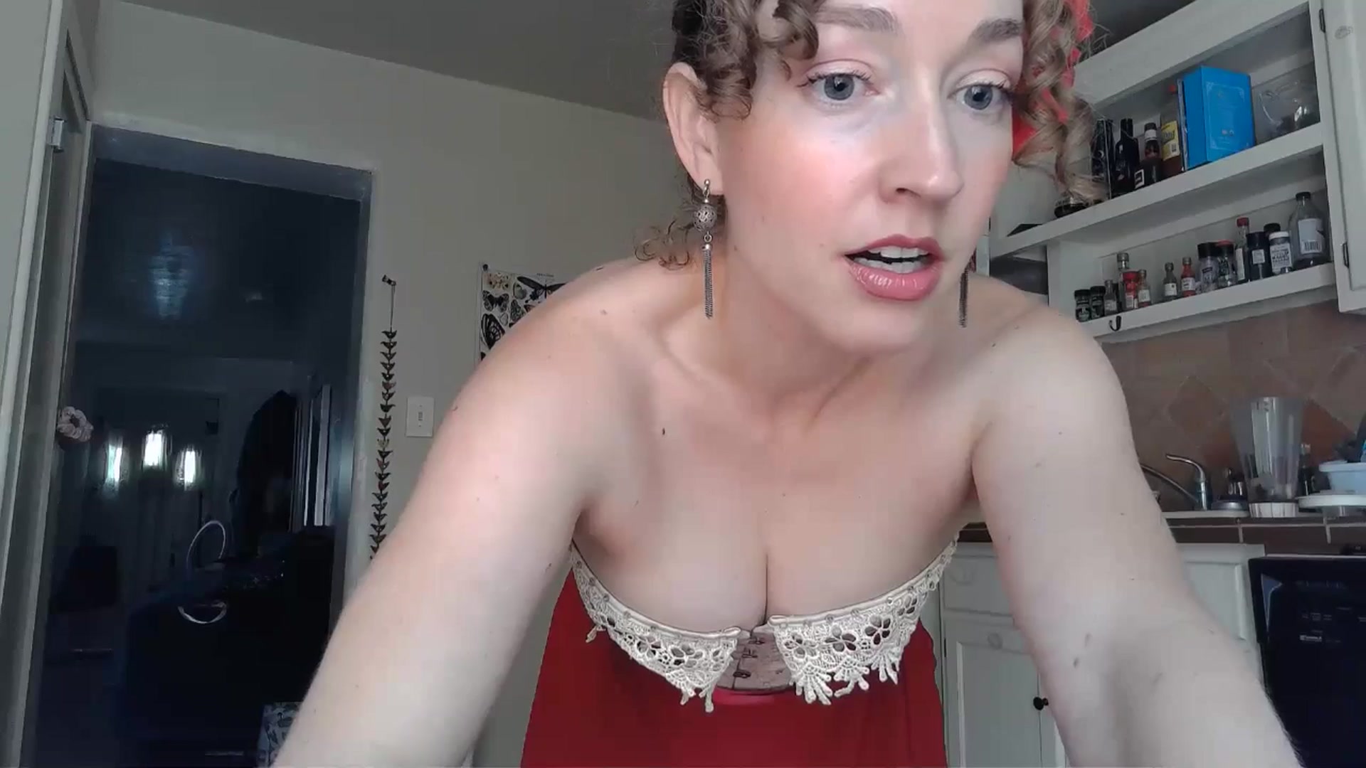 Gallery image thumbnail from TrollopTaylor's myfreecams stream on, 09/29/2024, 22:40 image 3 of 20