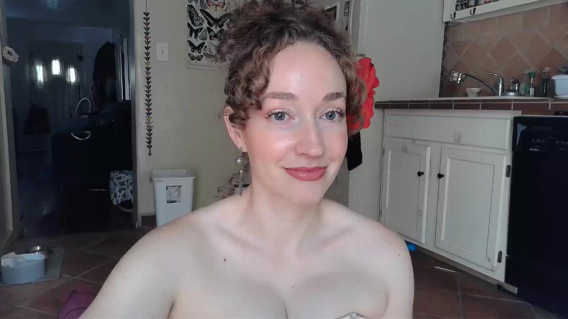 Gallery image thumbnail from TrollopTaylor's myfreecams stream on, 09/29/2024, 22:40 image 1 of 20