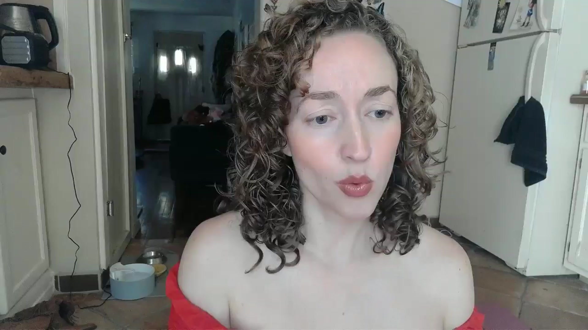 Gallery image thumbnail from TrollopTaylor's myfreecams stream on, 10/02/2024, 21:47 image 1 of 20