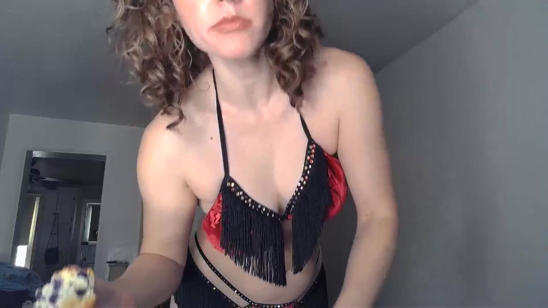 Gallery image thumbnail from TrollopTaylor's myfreecams stream on, 10/07/2024, 19:02 image 6 of 20