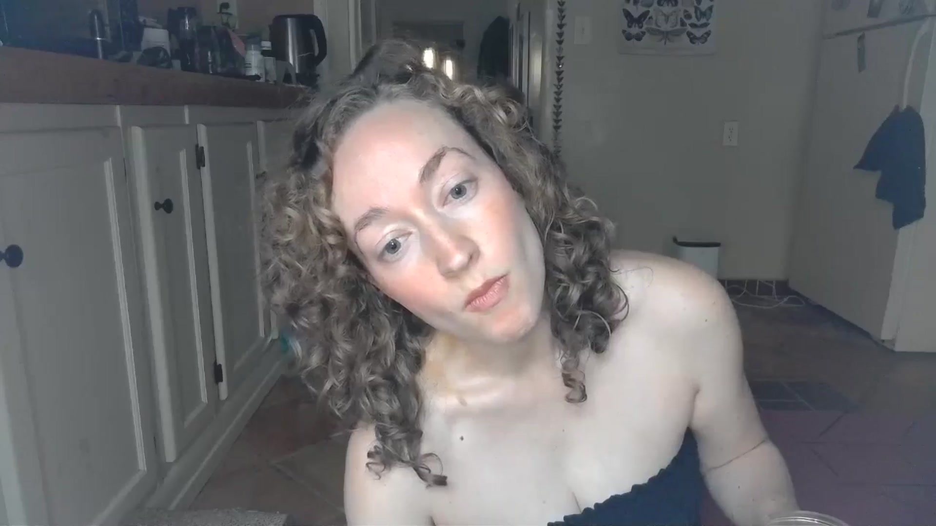 Gallery image thumbnail from TrollopTaylor's myfreecams stream on, 10/13/2024, 22:22 image 17 of 20