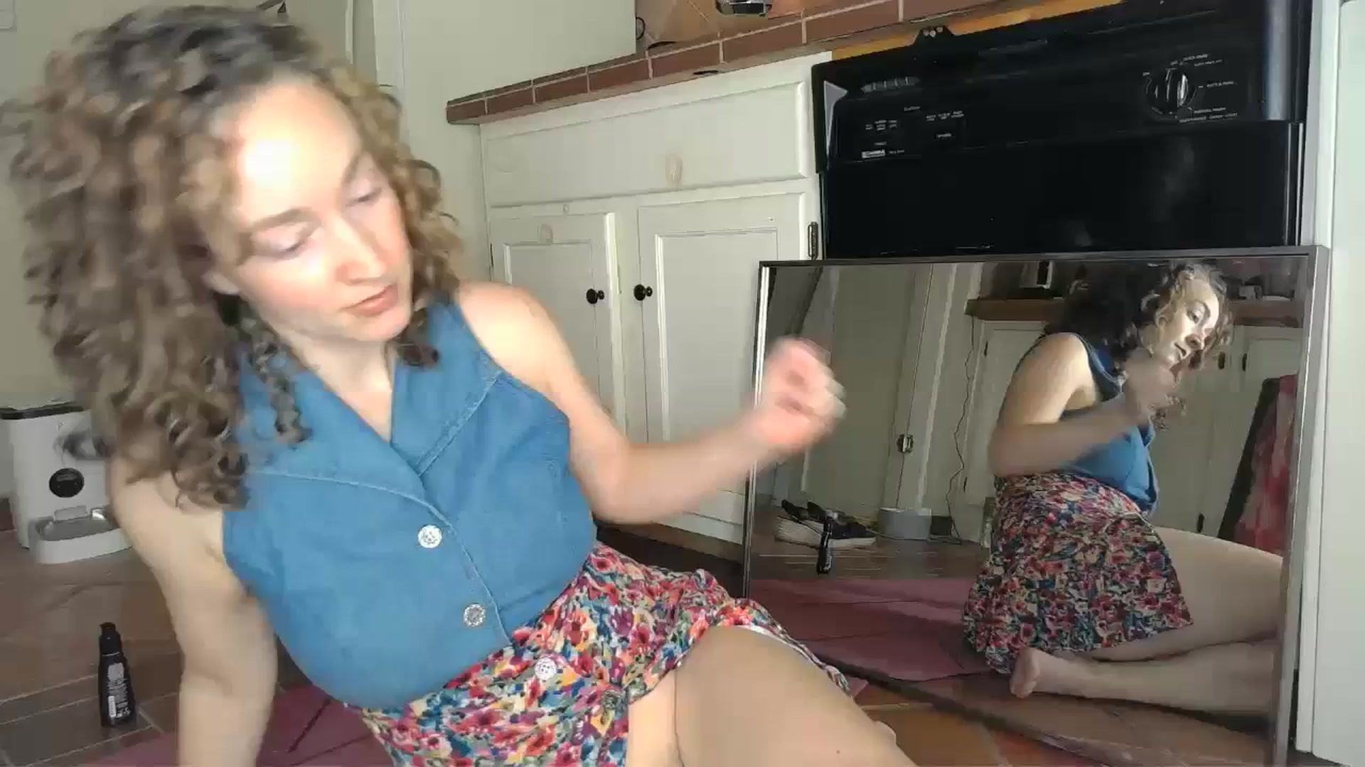 Gallery image thumbnail from TrollopTaylor's myfreecams stream on, 10/15/2024, 21:43 image 1 of 20