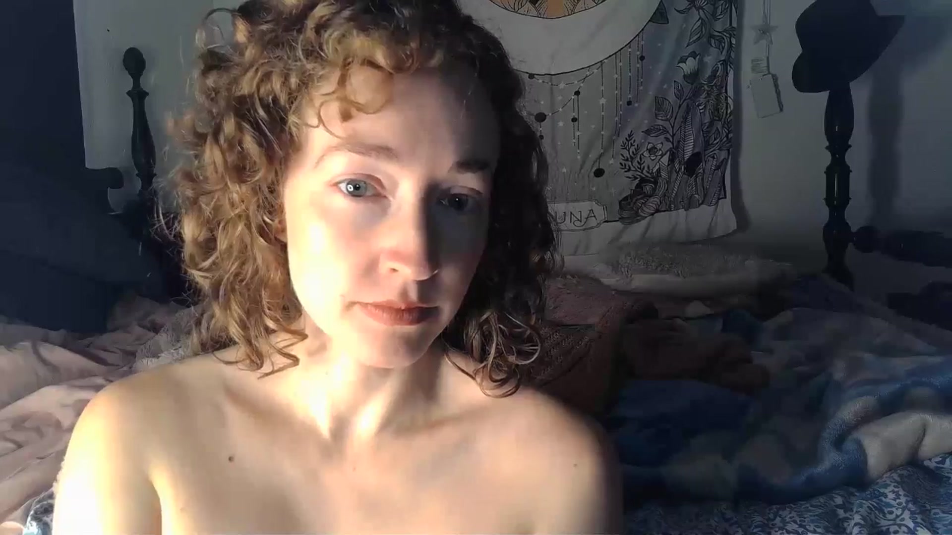 Gallery image thumbnail from TrollopTaylor's myfreecams stream on, 10/19/2024, 22:06 image 6 of 20