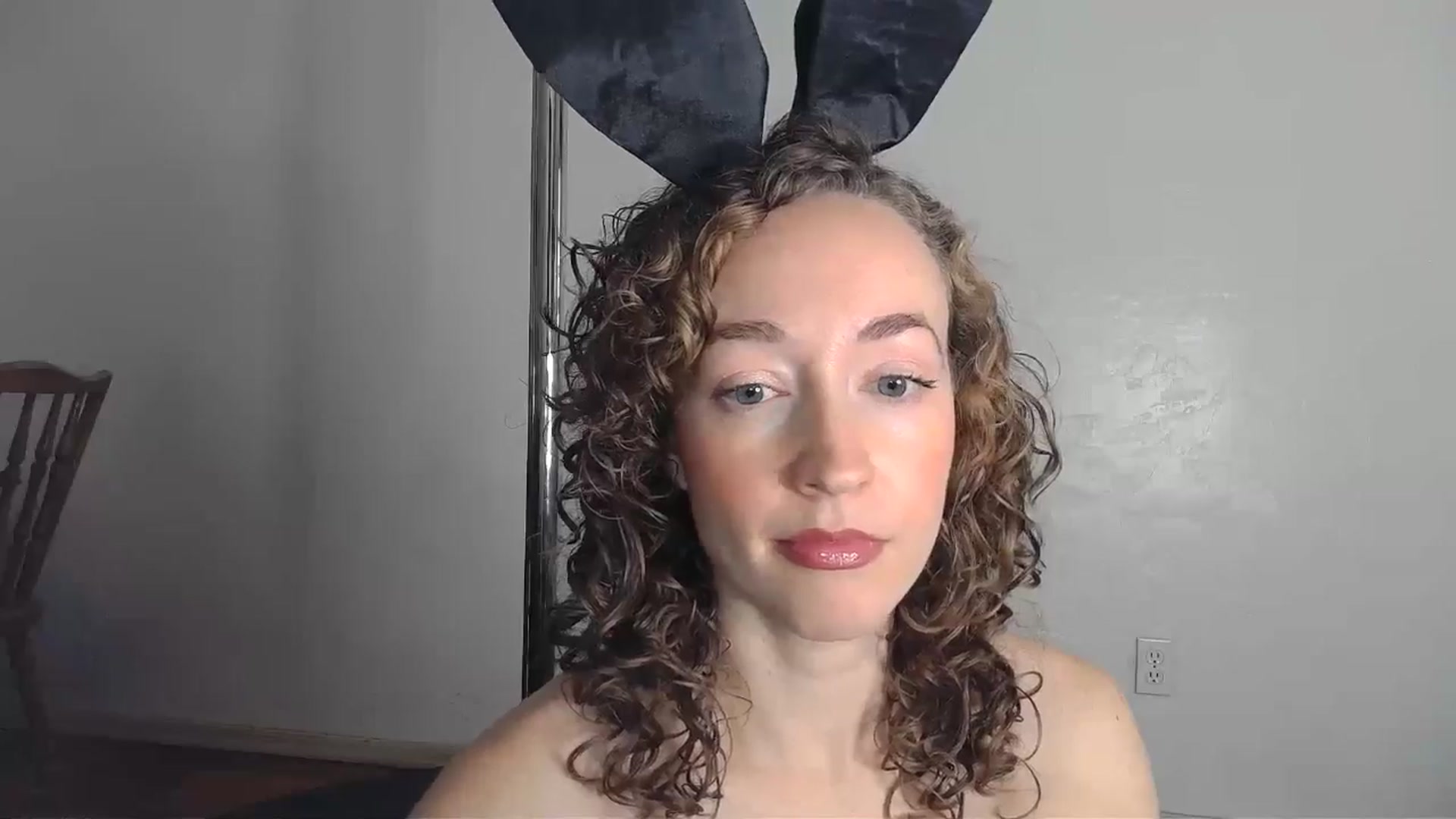 Gallery image thumbnail from TrollopTaylor's myfreecams stream on, 10/25/2024, 20:39 image 12 of 20