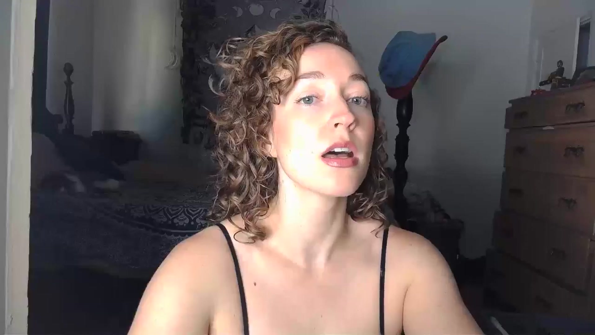 Gallery image thumbnail from TrollopTaylor's myfreecams stream on, 10/25/2024, 20:39 image 19 of 20