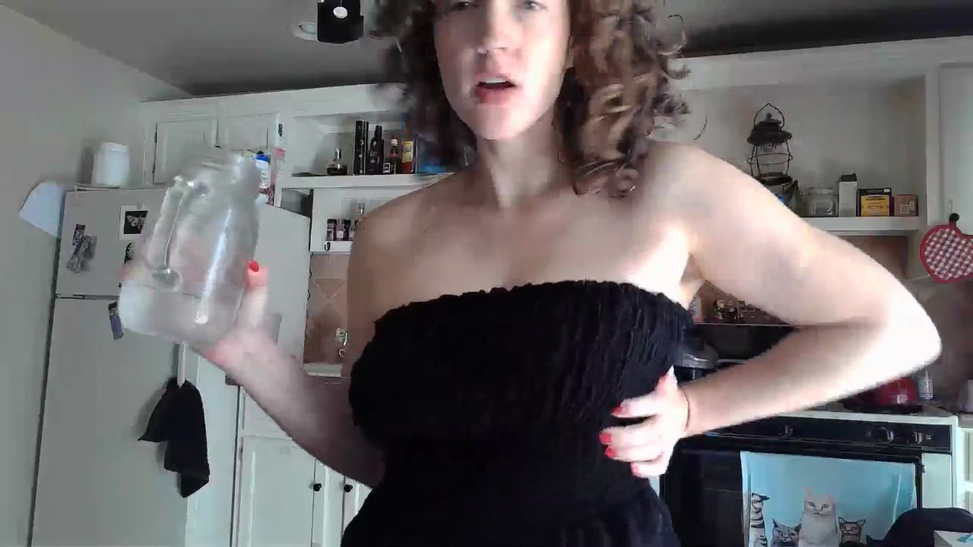 Gallery image thumbnail from TrollopTaylor's myfreecams stream on, 10/31/2024, 20:46 image 19 of 20