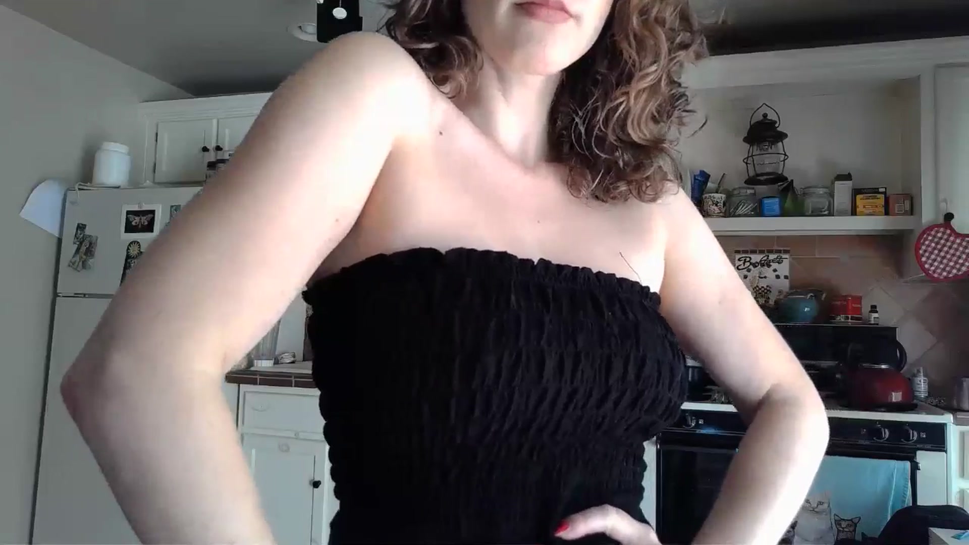 Gallery image thumbnail from TrollopTaylor's myfreecams stream on, 10/31/2024, 20:46 image 18 of 20