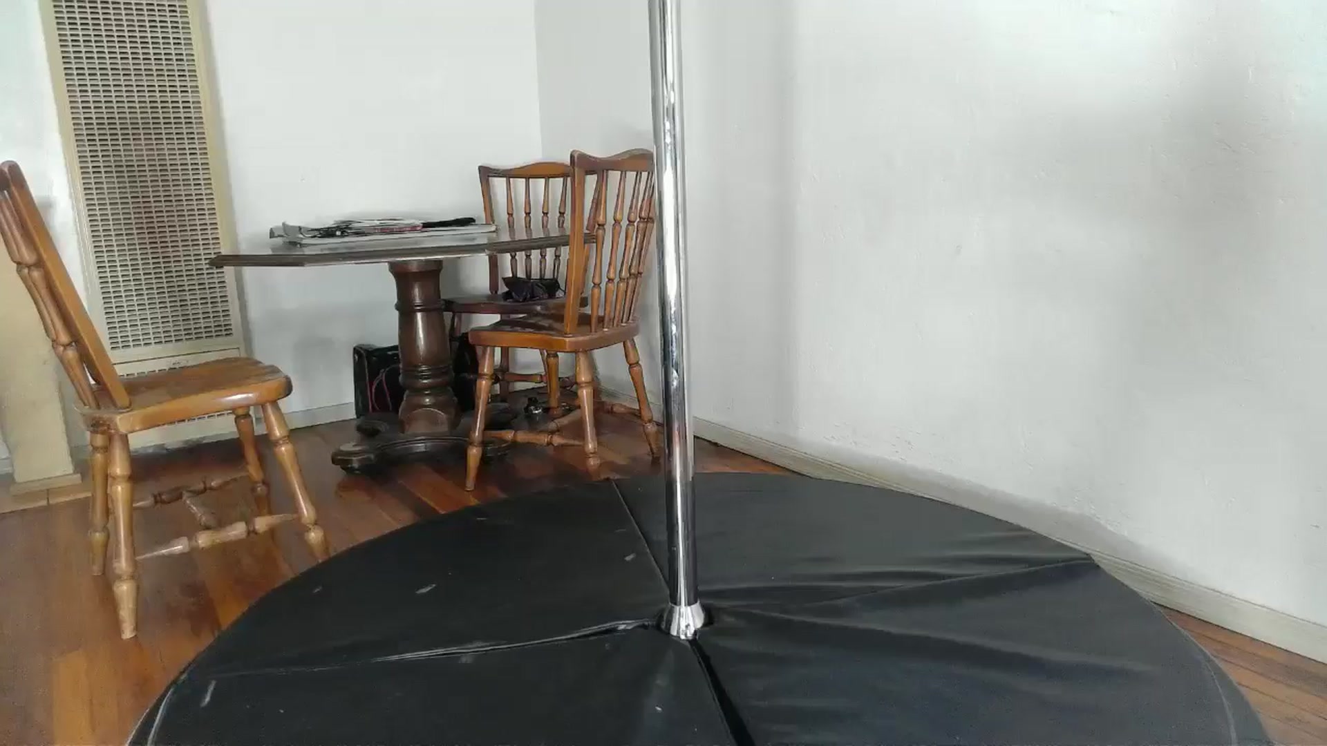 Gallery image thumbnail from TrollopTaylor's myfreecams stream on, 11/02/2024, 18:54 image 20 of 20