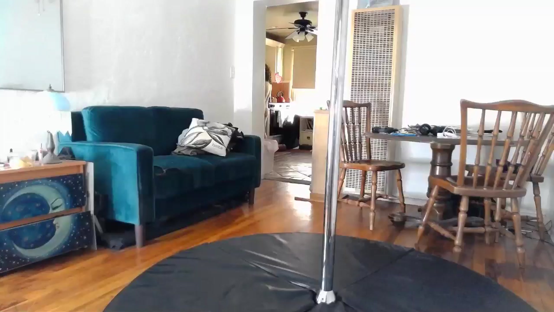 Gallery image thumbnail from TrollopTaylor's myfreecams stream on, 11/04/2024, 20:48 image 13 of 20