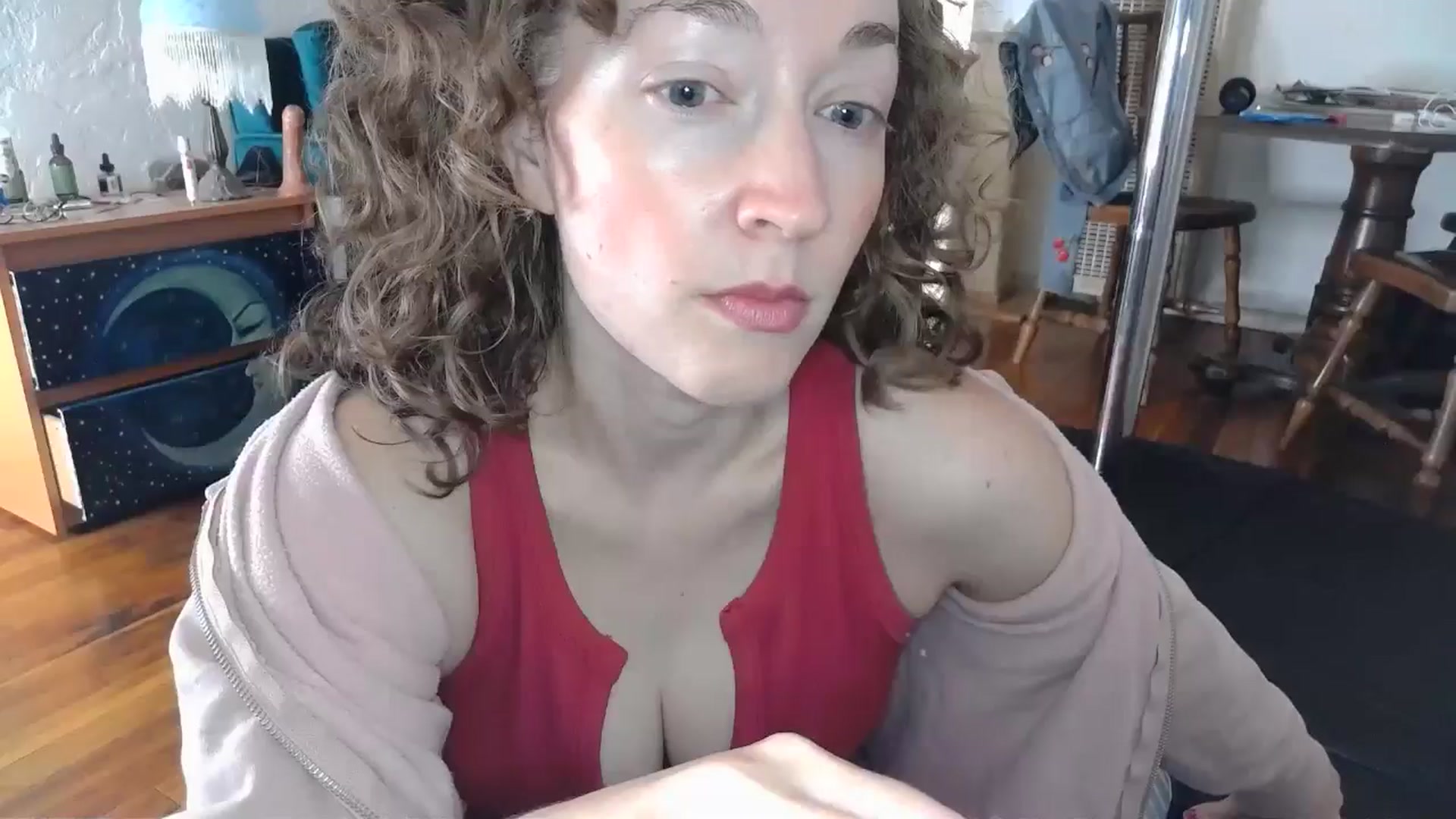 Gallery image thumbnail from TrollopTaylor's myfreecams stream on, 11/05/2024, 20:11 image 2 of 20