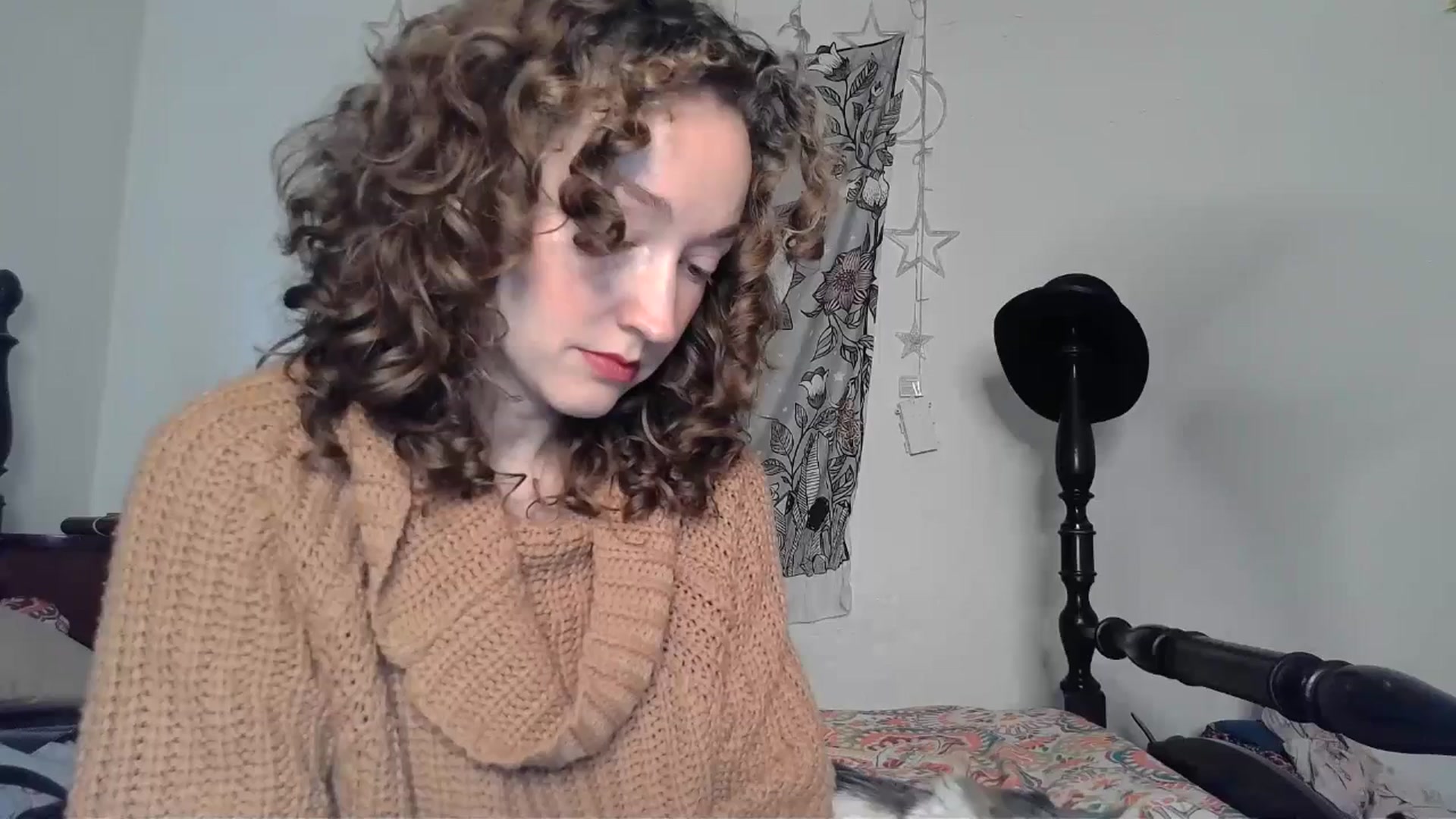 Gallery image thumbnail from TrollopTaylor's myfreecams stream on, 11/10/2024, 23:03 image 16 of 20