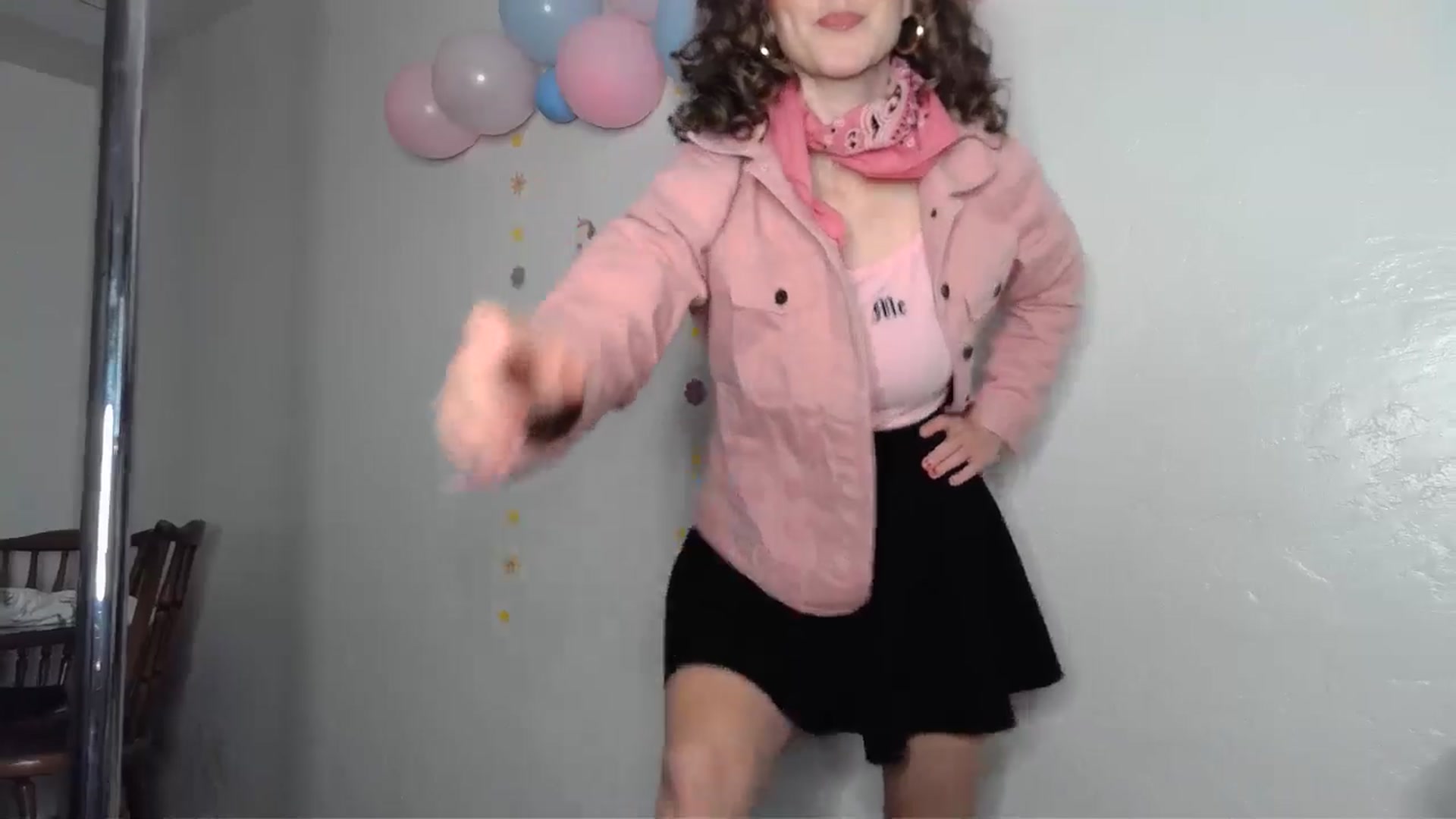 Gallery image thumbnail from TrollopTaylor's myfreecams stream on, 11/15/2024, 19:23 image 9 of 20