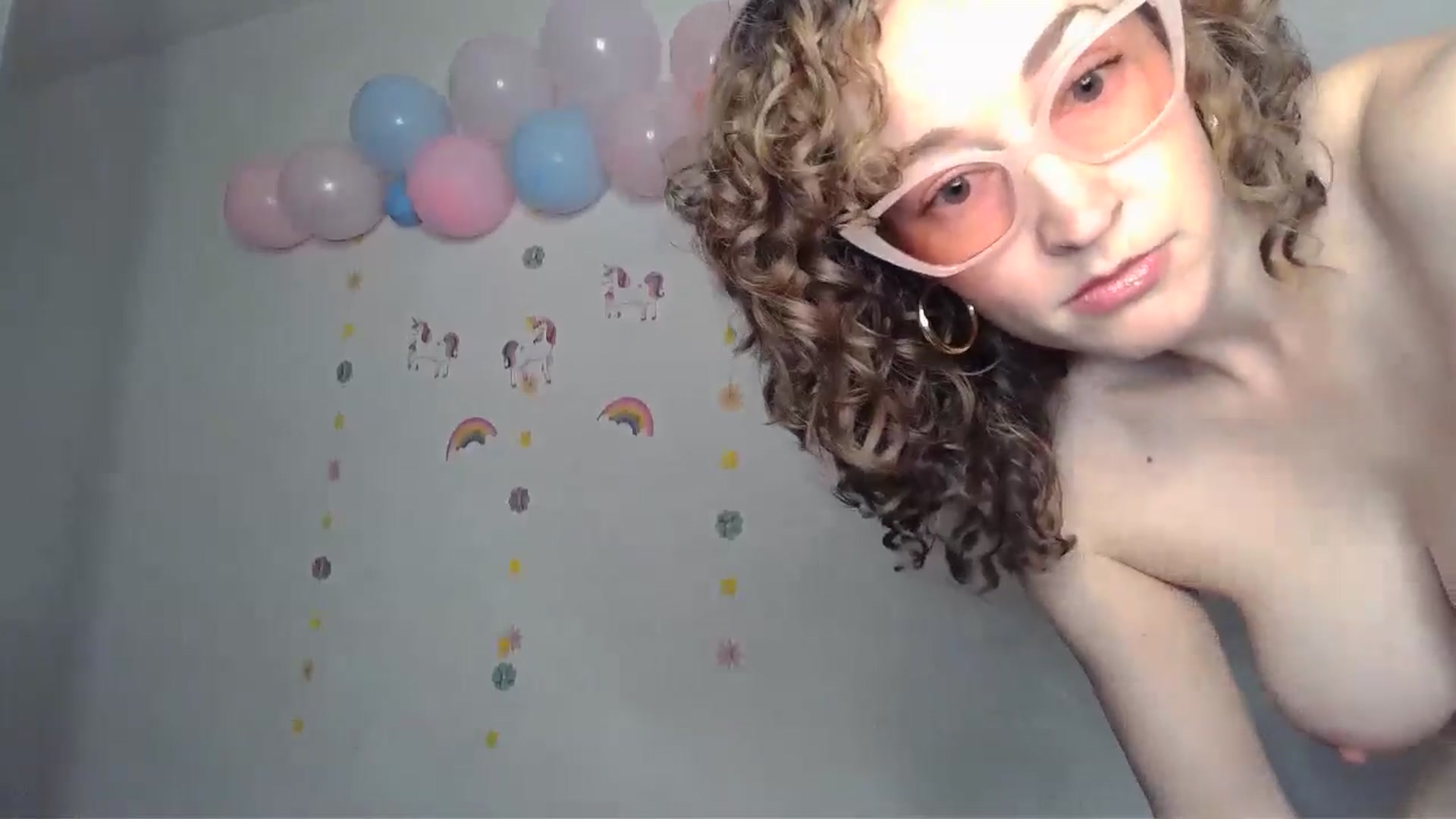 Gallery image thumbnail from TrollopTaylor's myfreecams stream on, 11/15/2024, 19:23 image 18 of 20