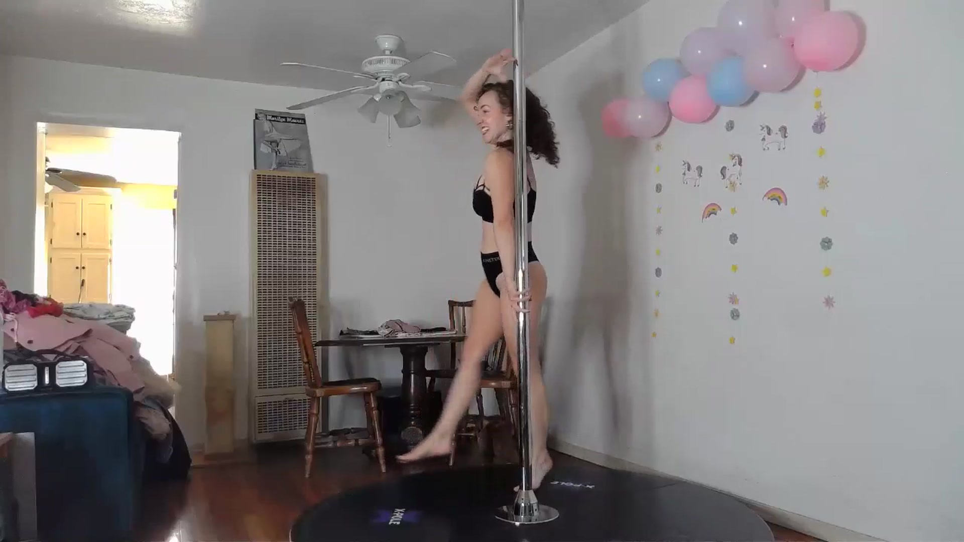 Gallery image thumbnail from TrollopTaylor's myfreecams stream on, 11/15/2024, 21:02 image 15 of 20