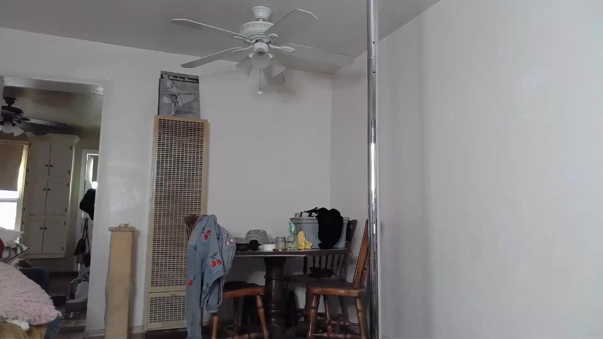 Gallery image thumbnail from TrollopTaylor's myfreecams stream on, 12/01/2024, 19:51 image 7 of 20