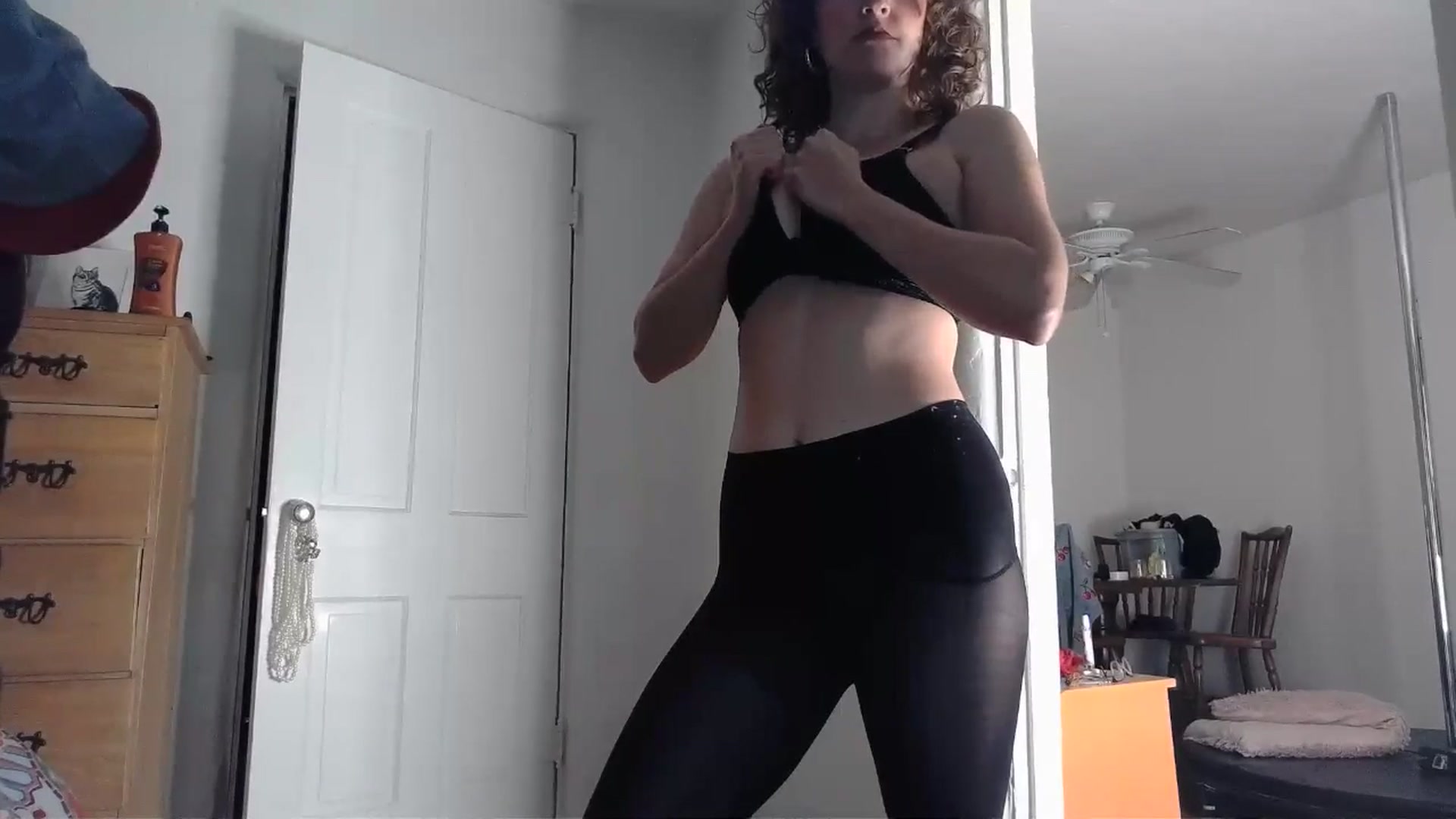 Gallery image thumbnail from TrollopTaylor's myfreecams stream on, 12/01/2024, 19:51 image 4 of 20
