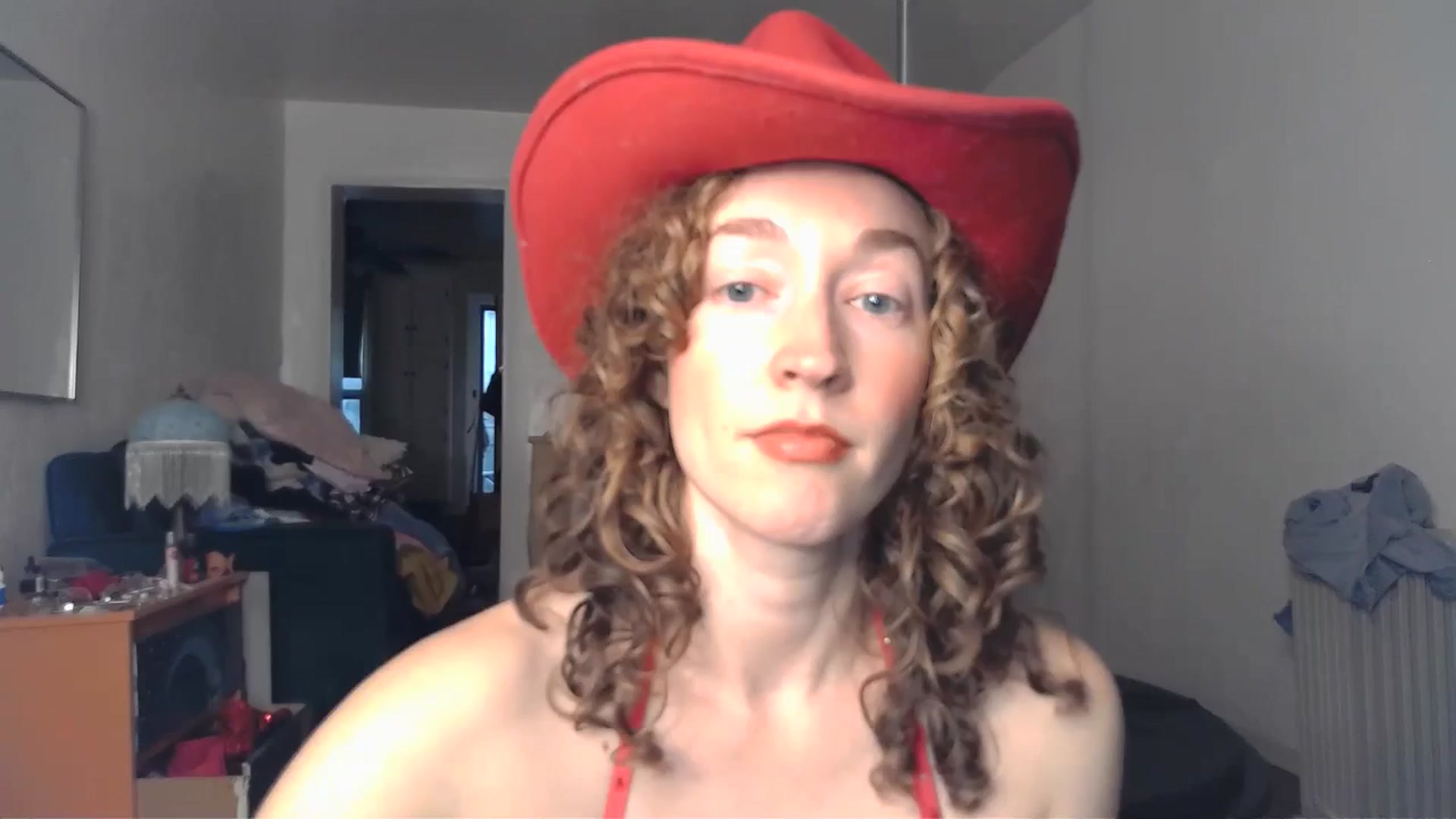 Gallery image thumbnail from TrollopTaylor's myfreecams stream on, 12/03/2024, 24:01 image 1 of 20