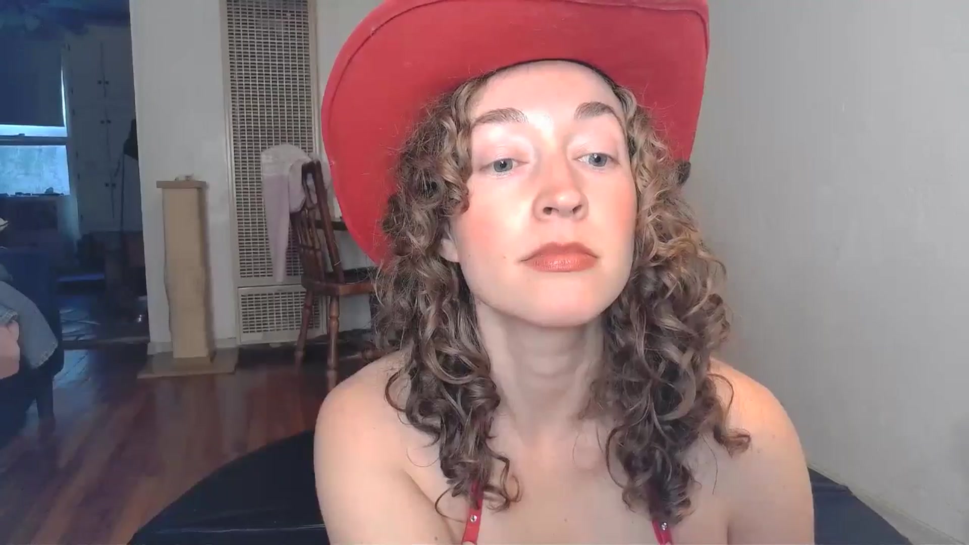 Gallery image thumbnail from TrollopTaylor's myfreecams stream on, 12/03/2024, 24:01 image 4 of 20