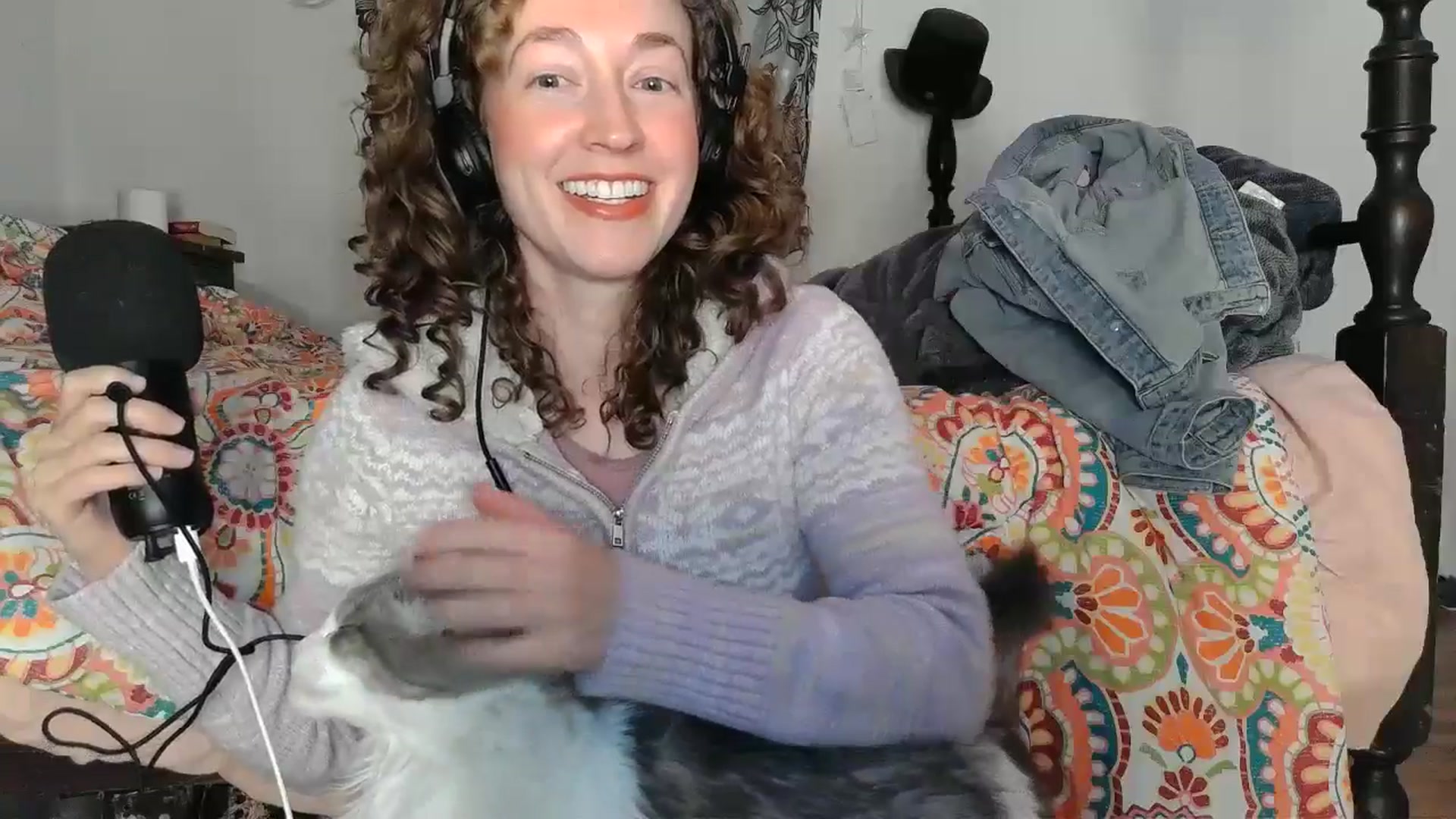Gallery image thumbnail from TrollopTaylor's myfreecams stream on, 12/13/2024, 02:18 image 15 of 20