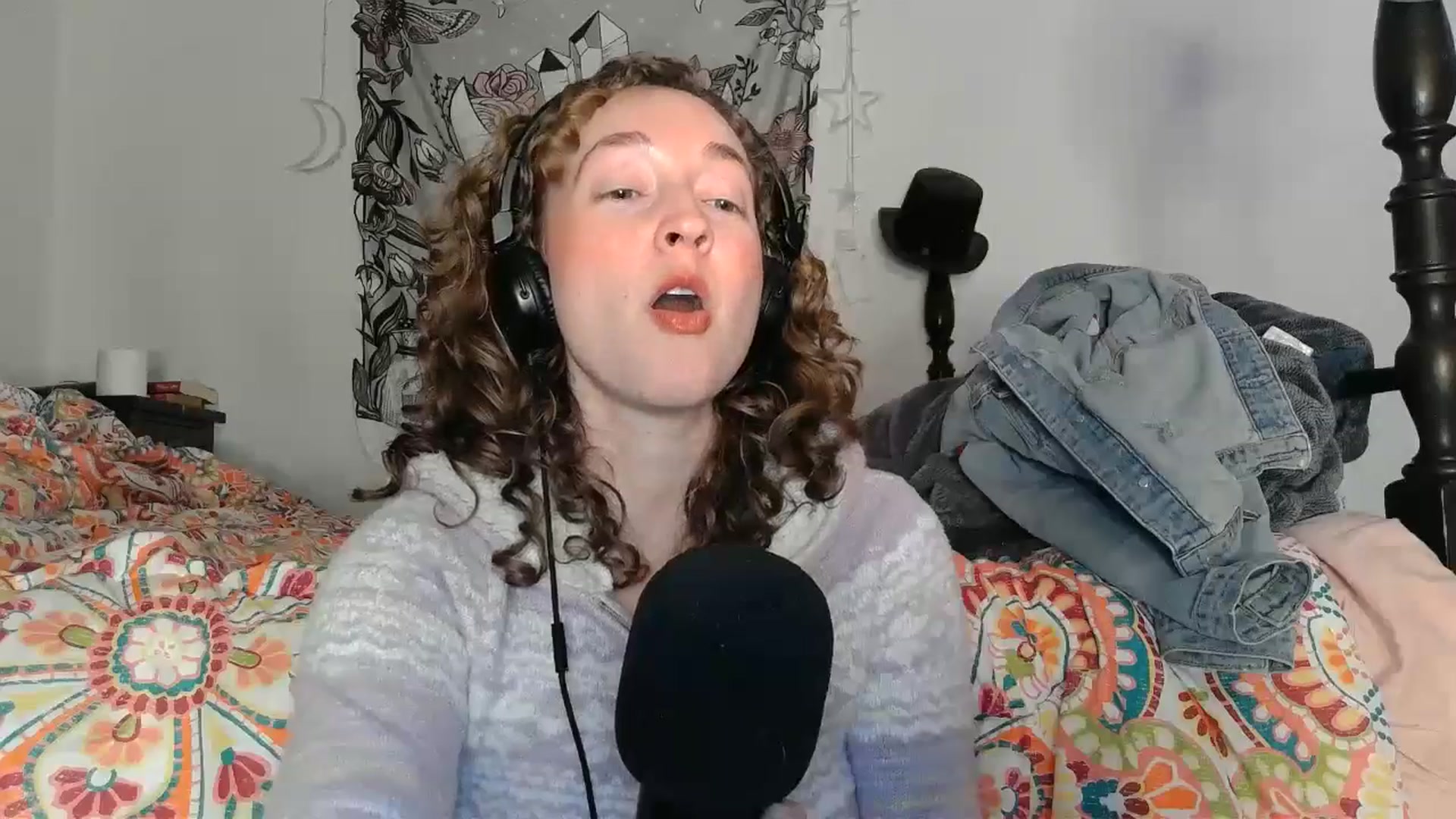 Gallery image thumbnail from TrollopTaylor's myfreecams stream on, 12/13/2024, 02:18 image 9 of 20