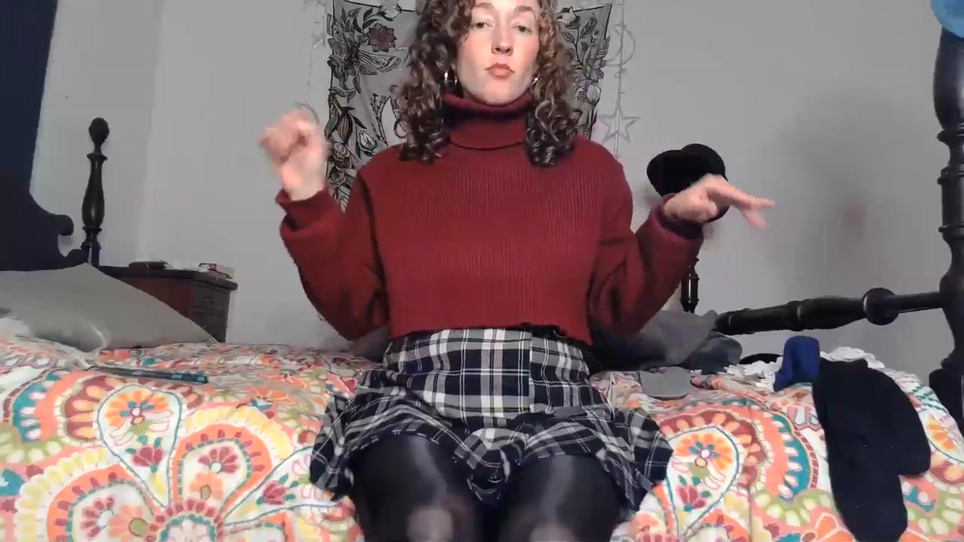 Gallery image thumbnail from TrollopTaylor's myfreecams stream on, 12/15/2024, 24:50 image 14 of 20