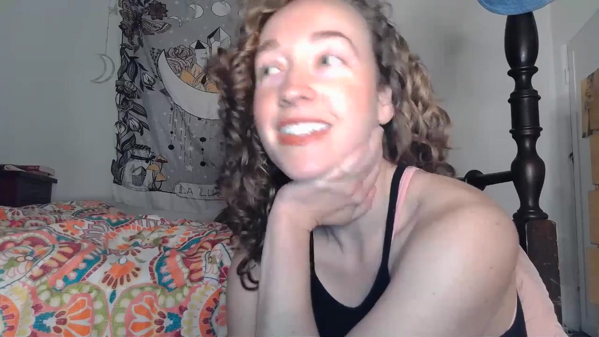 Gallery image thumbnail from TrollopTaylor's myfreecams stream on, 12/19/2024, 24:59 image 18 of 20