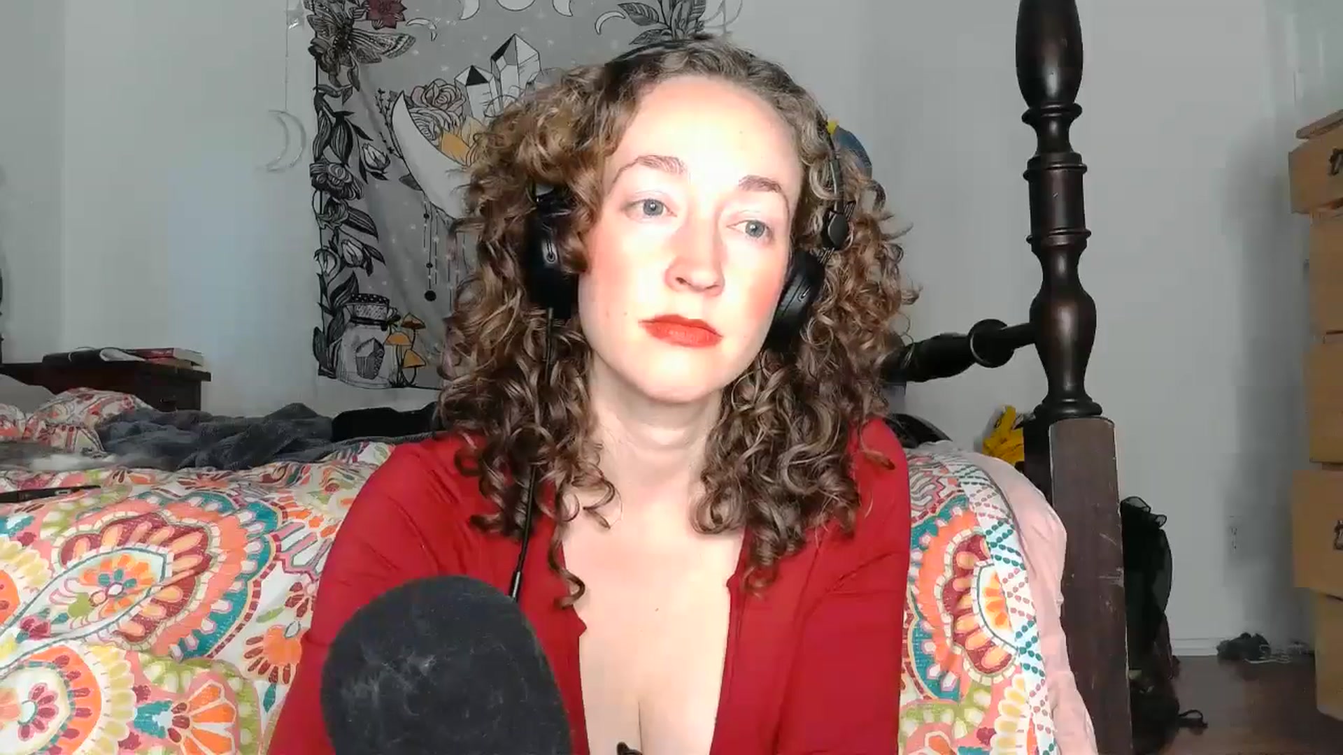 Gallery image thumbnail from TrollopTaylor's myfreecams stream on, 12/20/2024, 23:28 image 17 of 20