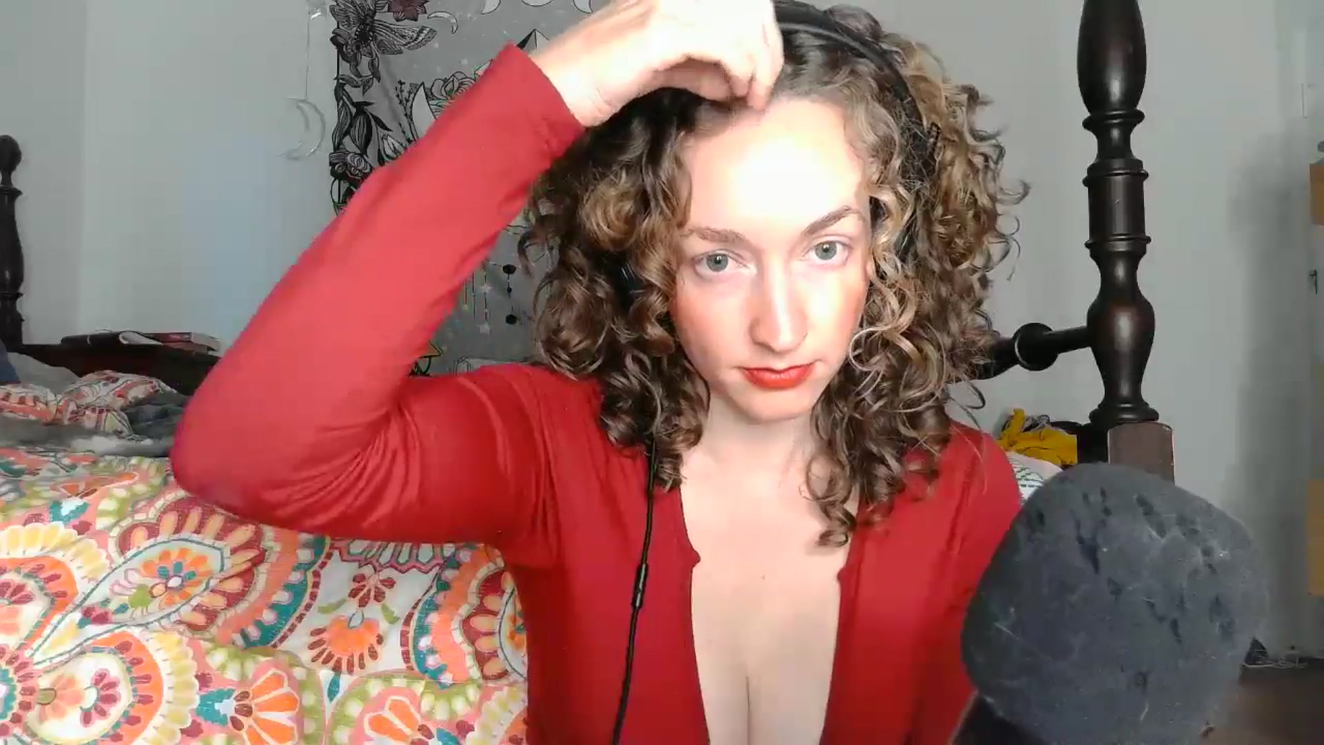 Gallery image thumbnail from TrollopTaylor's myfreecams stream on, 12/20/2024, 23:28 image 20 of 20