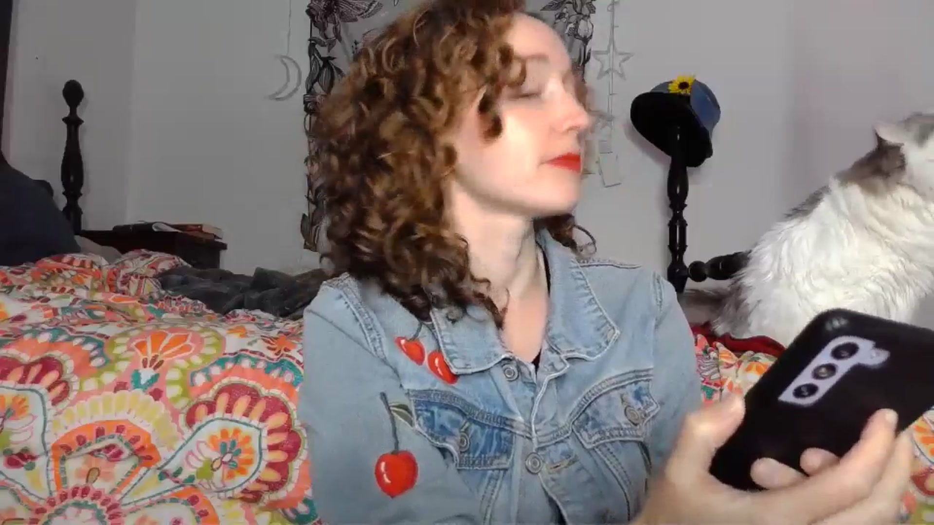 Gallery image thumbnail from TrollopTaylor's myfreecams stream on, 12/21/2024, 01:12 image 13 of 20