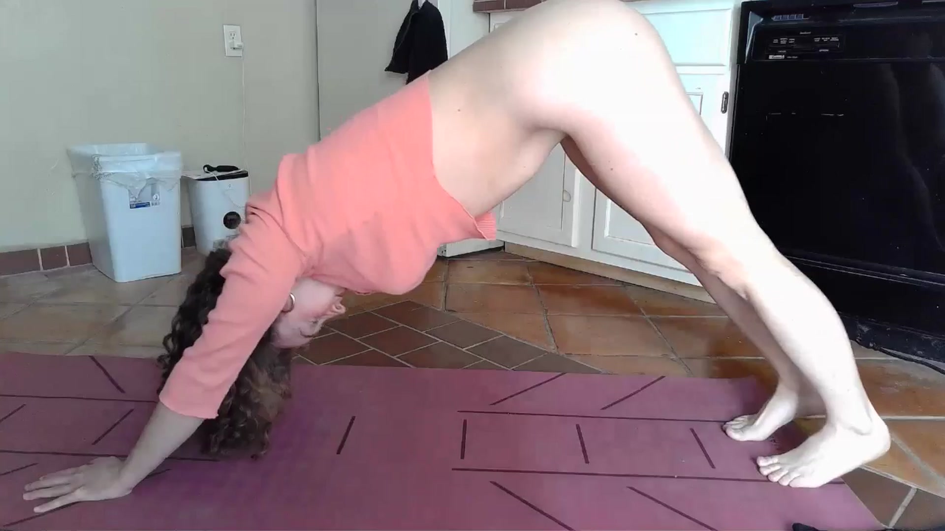 Gallery image thumbnail from TrollopTaylor's myfreecams stream on, 12/21/2024, 21:58 image 15 of 20