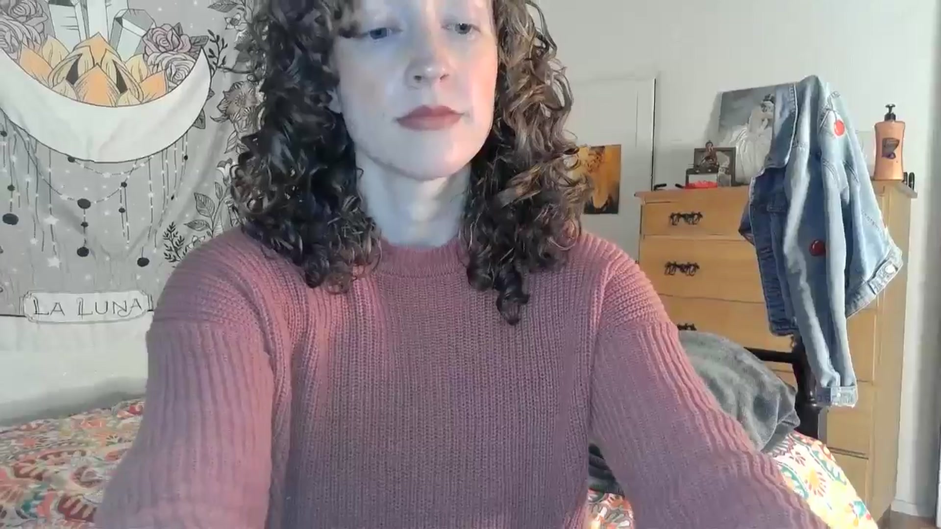 Gallery image thumbnail from TrollopTaylor's myfreecams stream on, 12/26/2024, 22:59 image 18 of 20