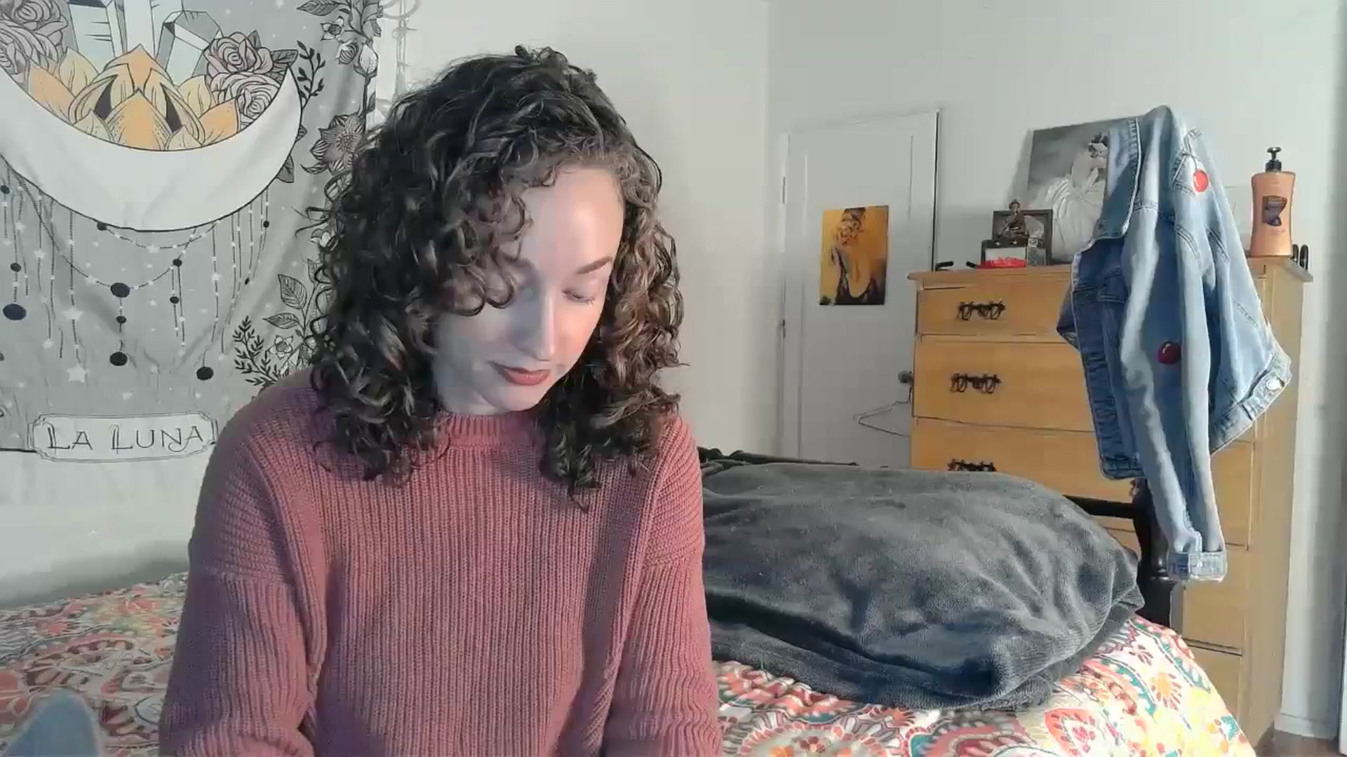Gallery image thumbnail from TrollopTaylor's myfreecams stream on, 12/26/2024, 22:59 image 15 of 20