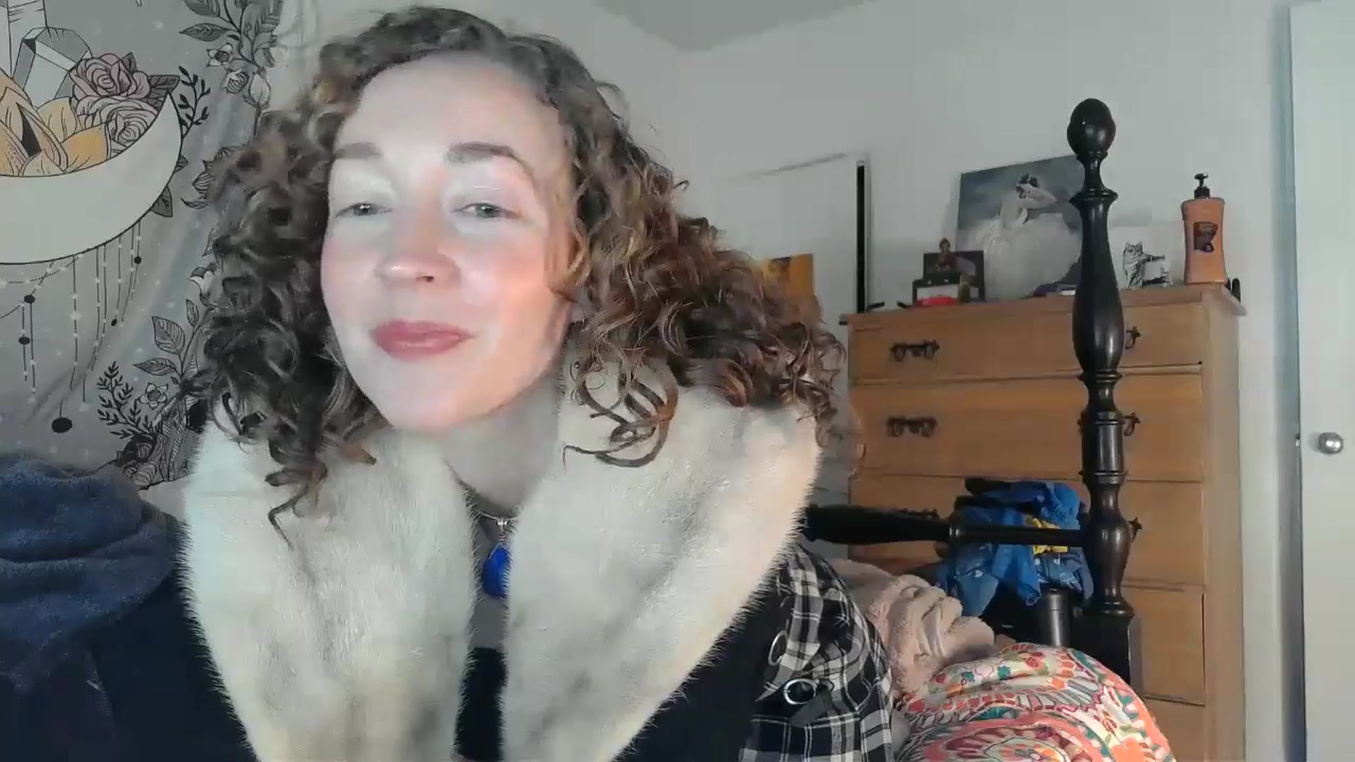 Gallery image thumbnail from TrollopTaylor's myfreecams stream on, 12/28/2024, 21:47 image 2 of 20