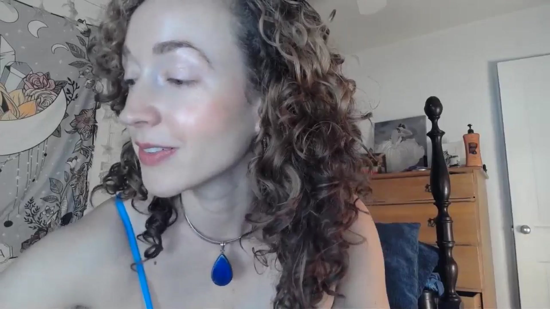 Gallery image thumbnail from TrollopTaylor's myfreecams stream on, 12/28/2024, 21:47 image 16 of 20