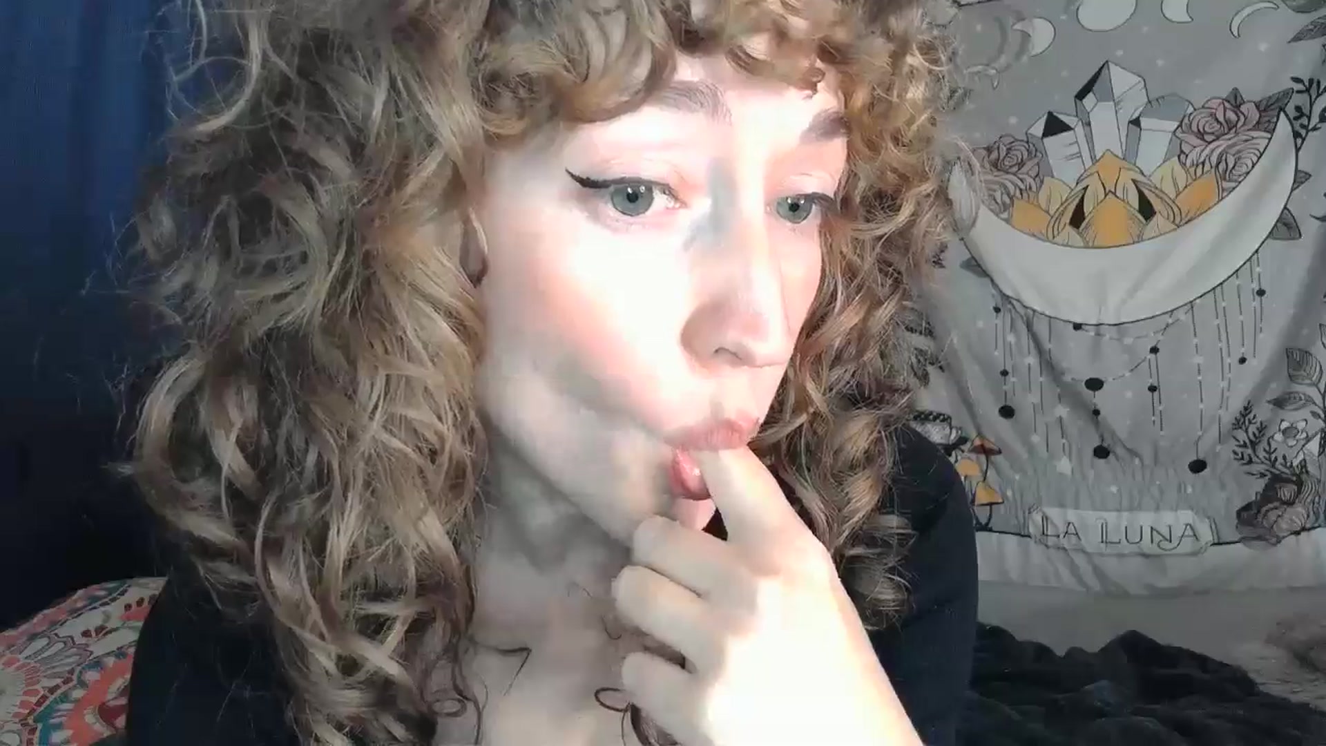Gallery image thumbnail from TrollopTaylor's myfreecams stream on, 01/06/2025, 03:02 image 3 of 20