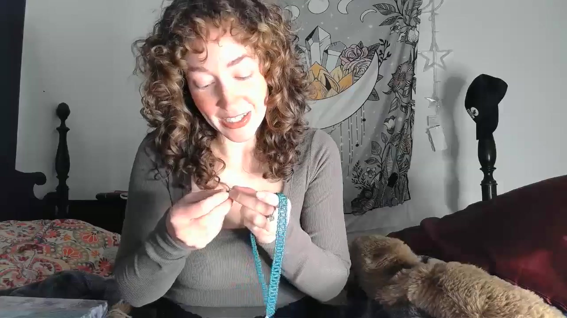 Gallery image thumbnail from TrollopTaylor's myfreecams stream on, 01/09/2025, 23:37 image 8 of 20