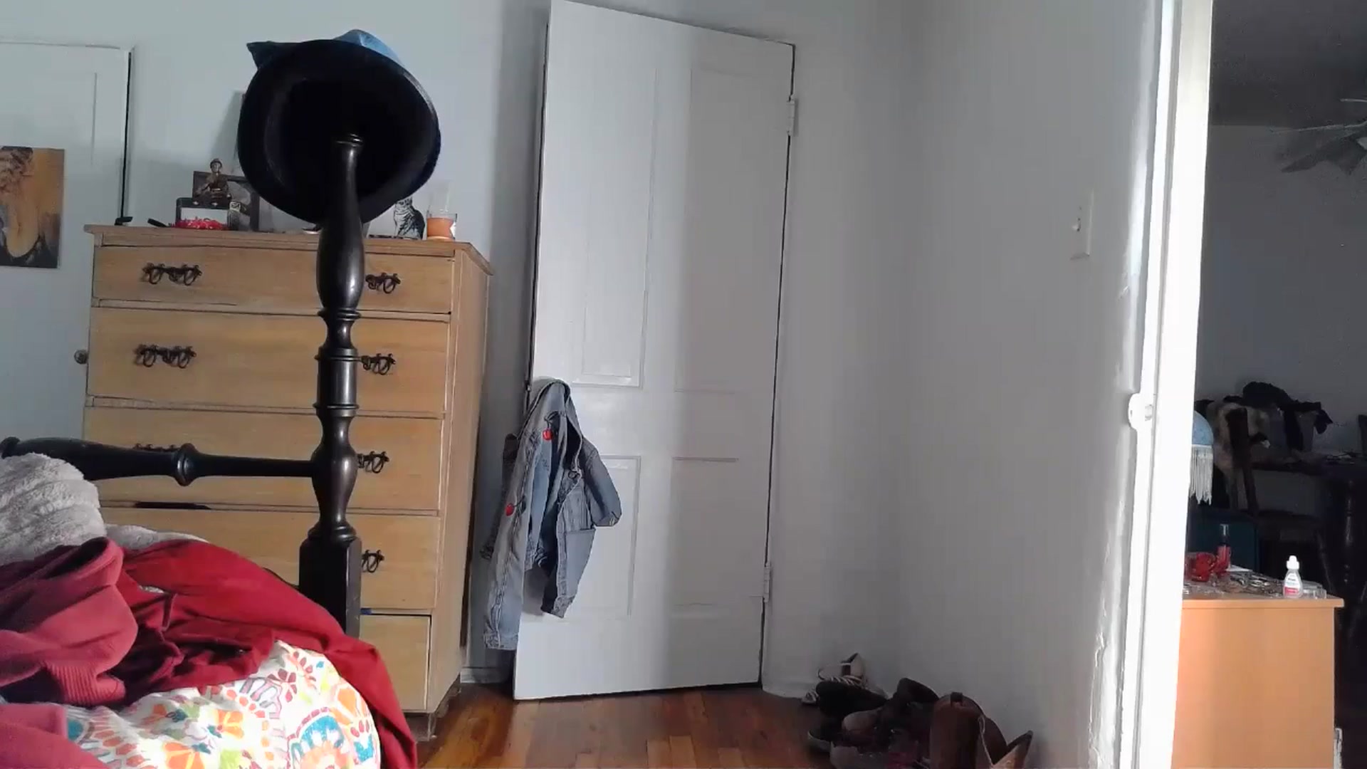 Gallery image thumbnail from TrollopTaylor's myfreecams stream on, 01/14/2025, 23:05 image 17 of 20