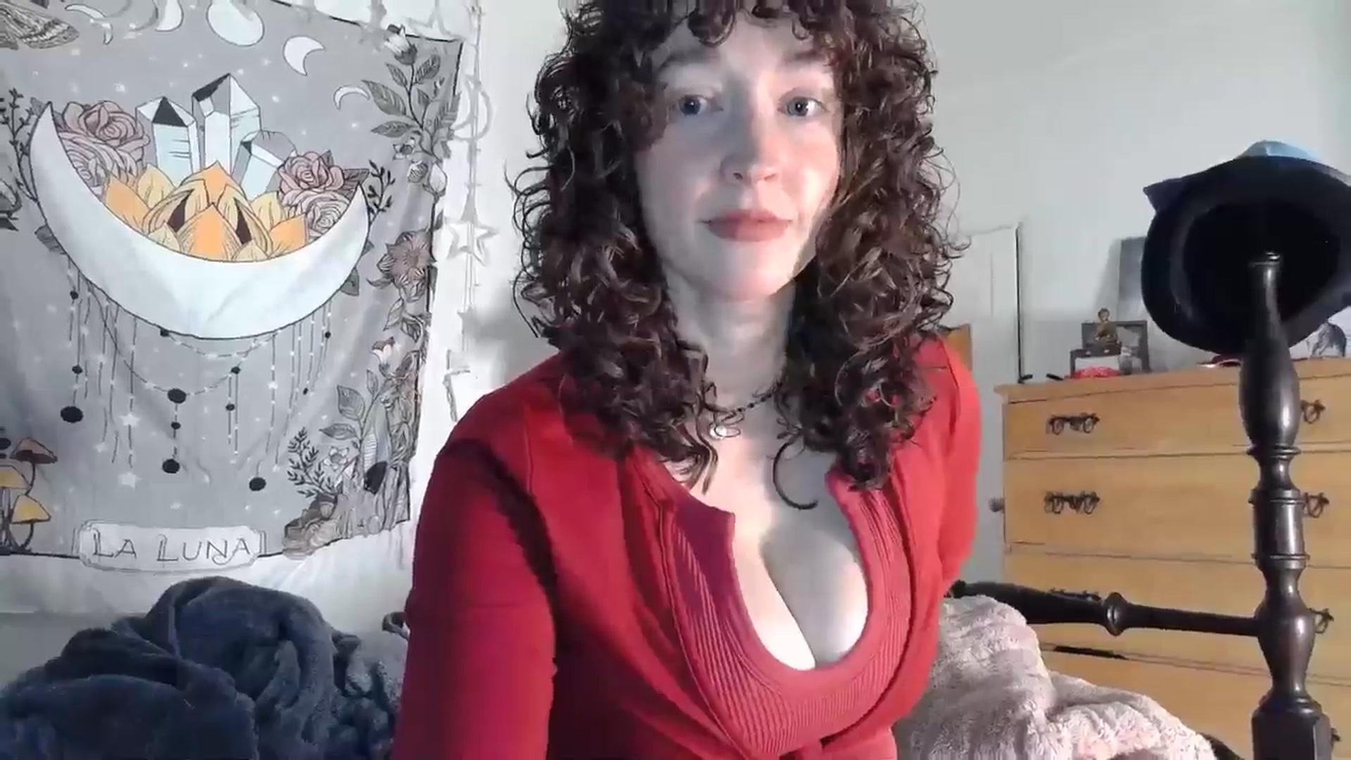 Gallery image thumbnail from TrollopTaylor's myfreecams stream on, 01/14/2025, 23:05 image 4 of 20