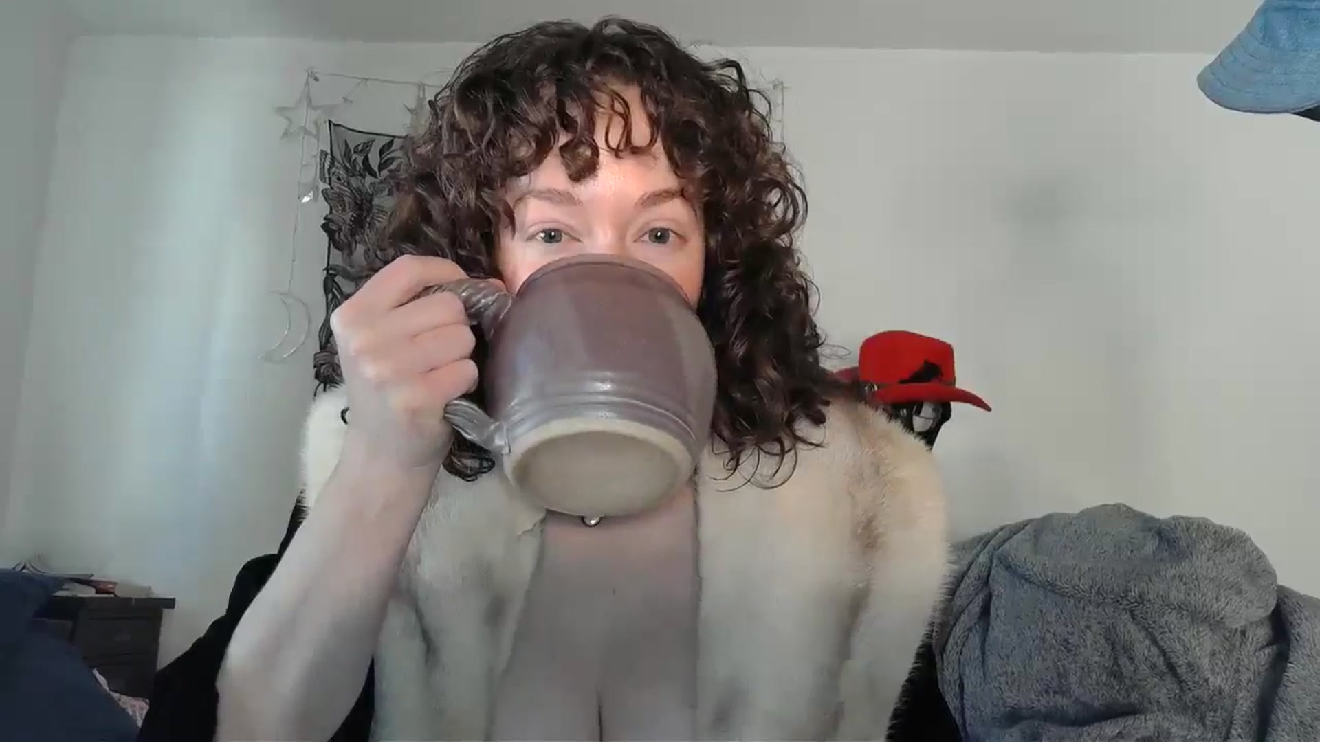 Gallery image thumbnail from TrollopTaylor's myfreecams stream on, 01/15/2025, 20:28 image 14 of 20
