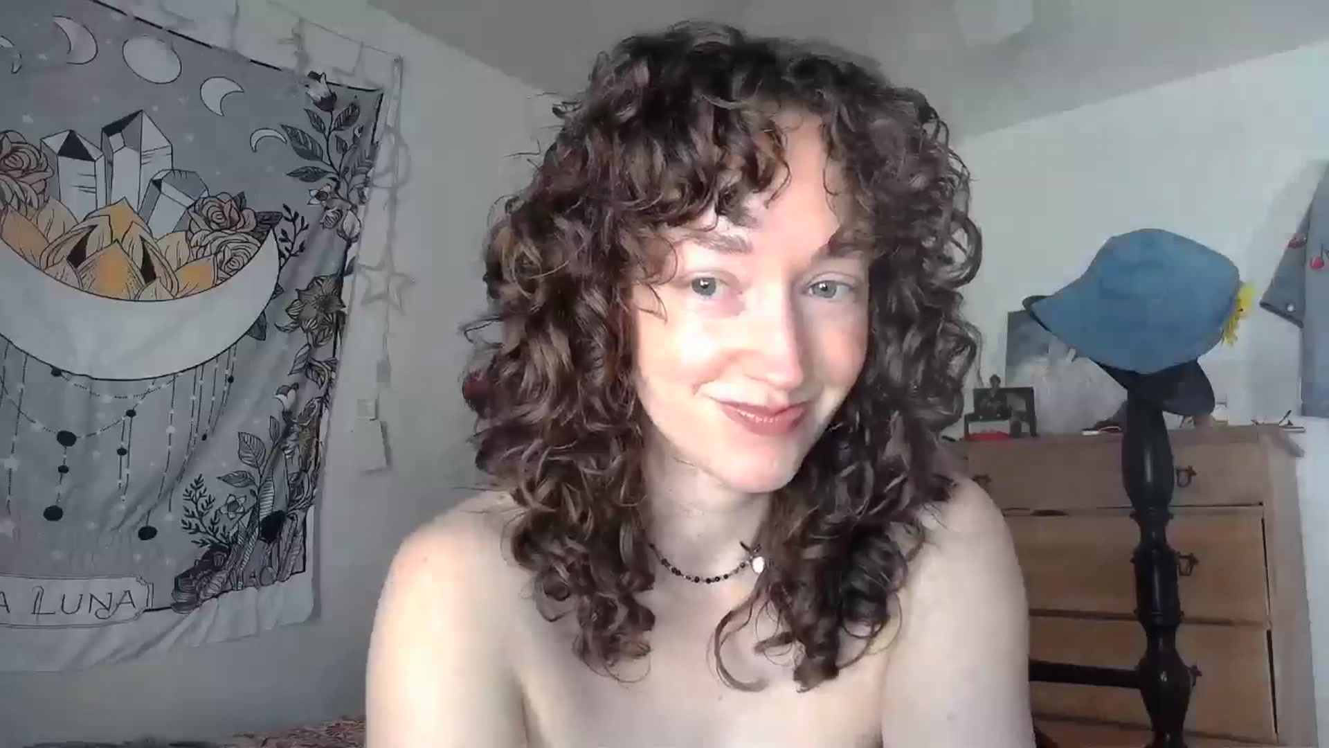 Gallery image thumbnail from TrollopTaylor's myfreecams stream on, 01/16/2025, 21:16 image 19 of 20